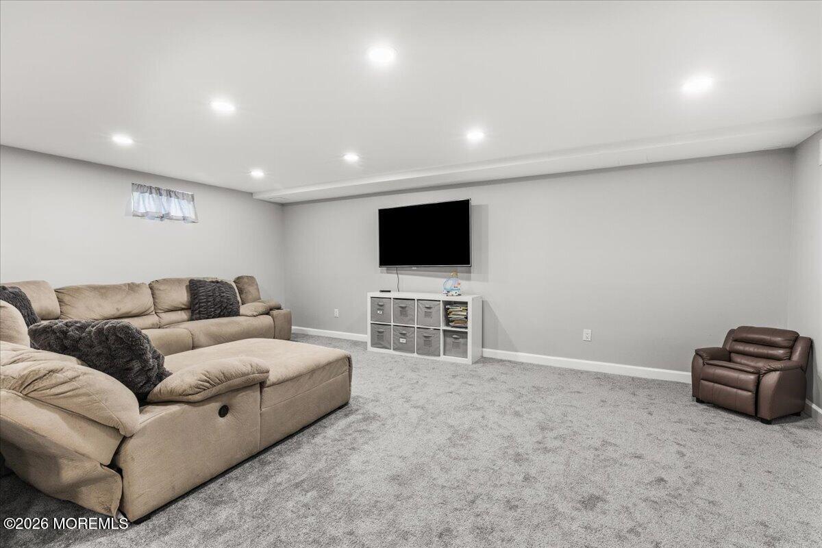 2 Devonshire Drive