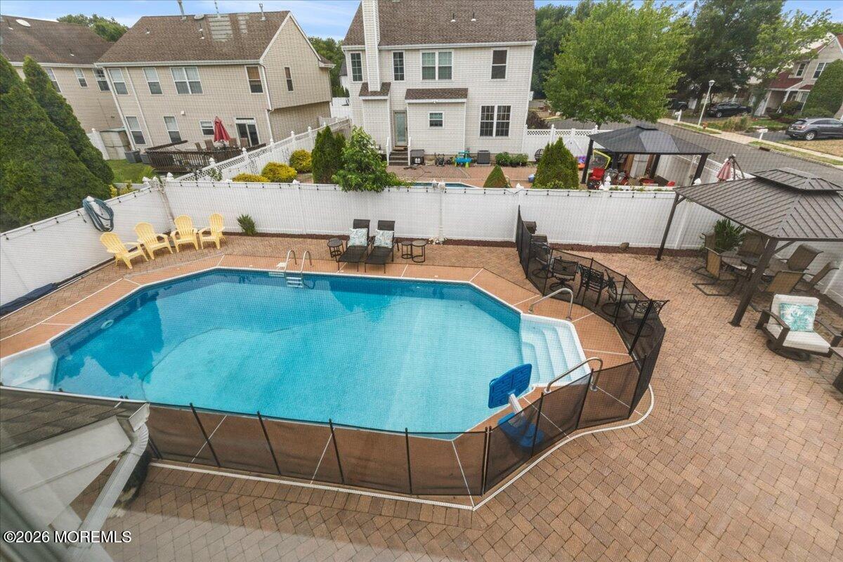 2 Devonshire Drive