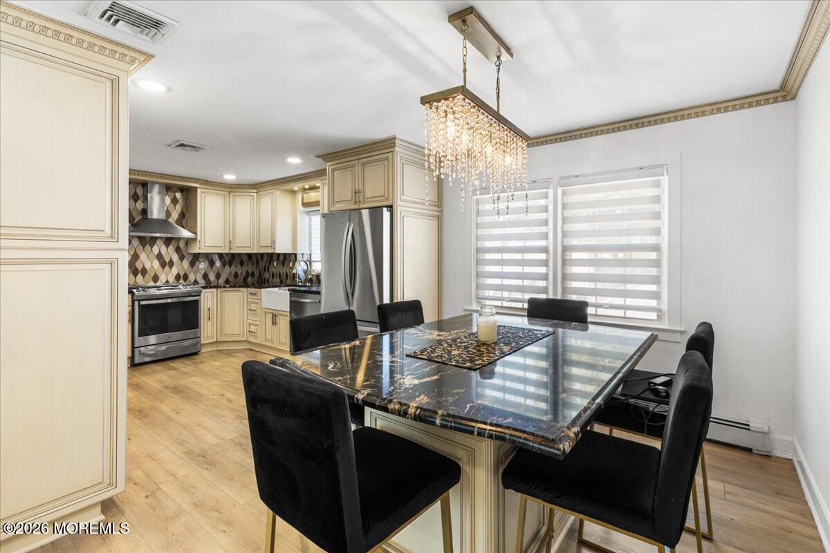 60 Glenmere Drive