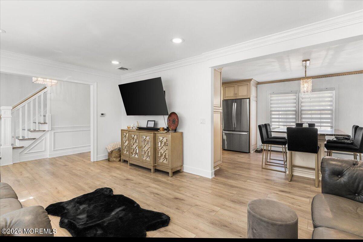 60 Glenmere Drive