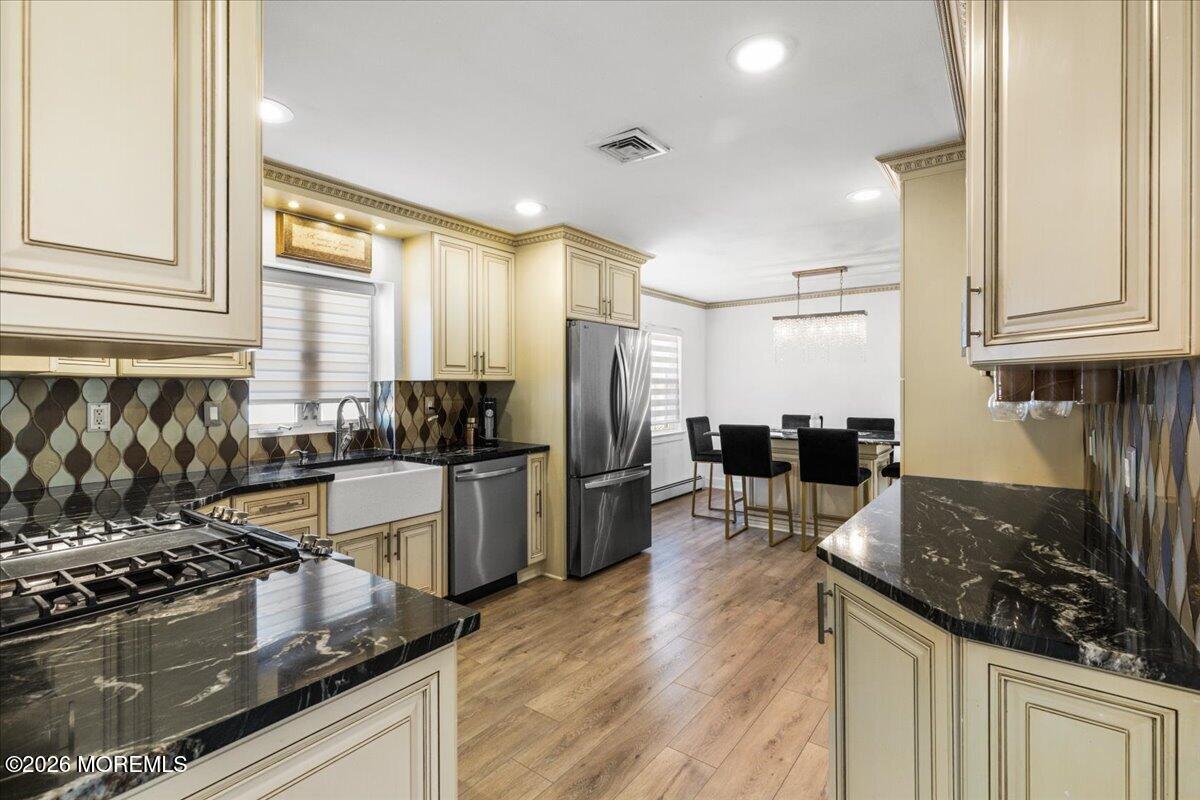 60 Glenmere Drive
