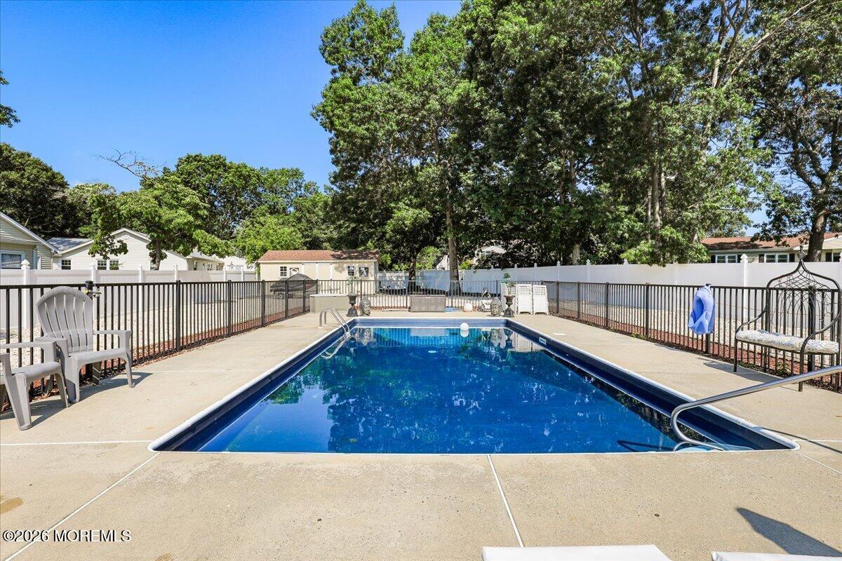 60 Glenmere Drive