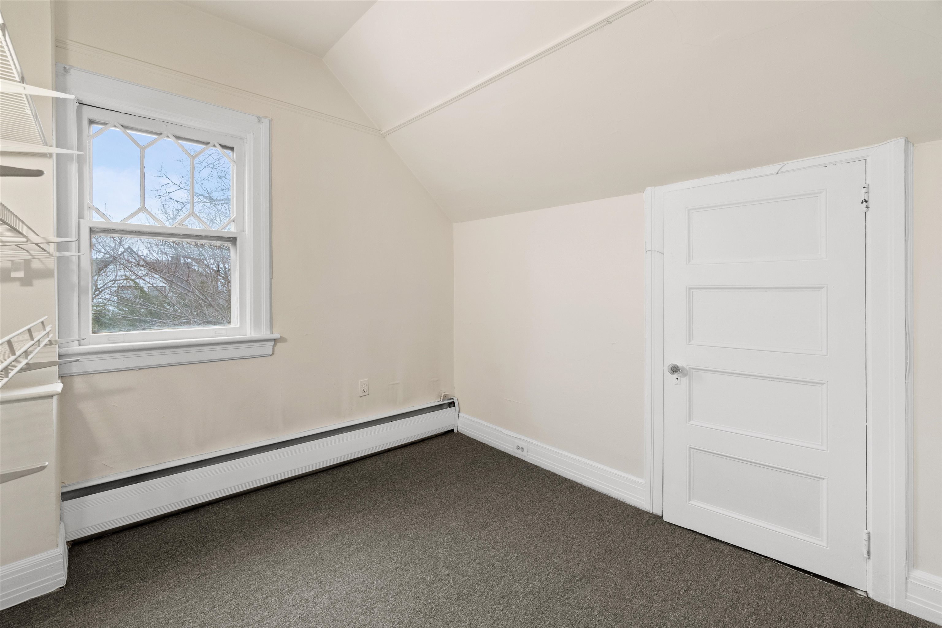 131 GIFFORD AVE