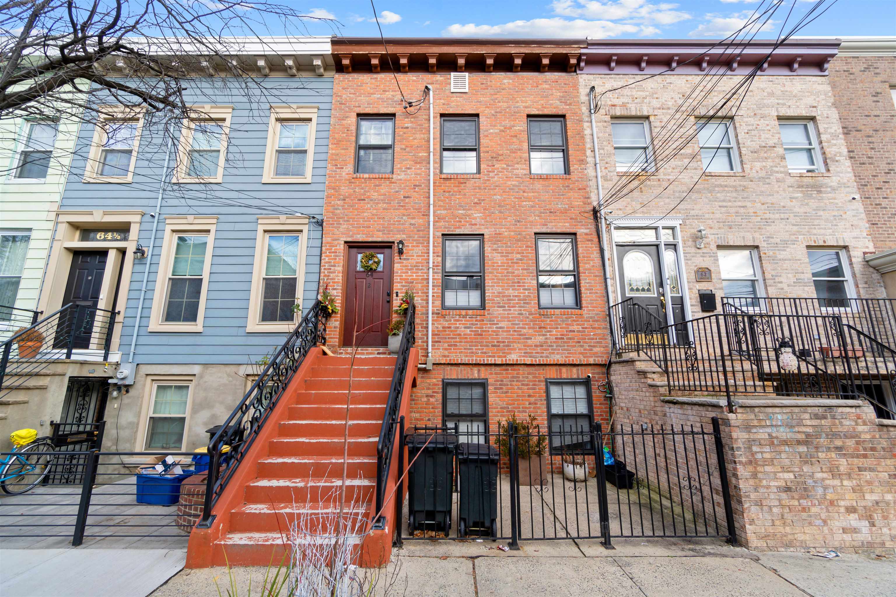 64 LAFAYETTE ST