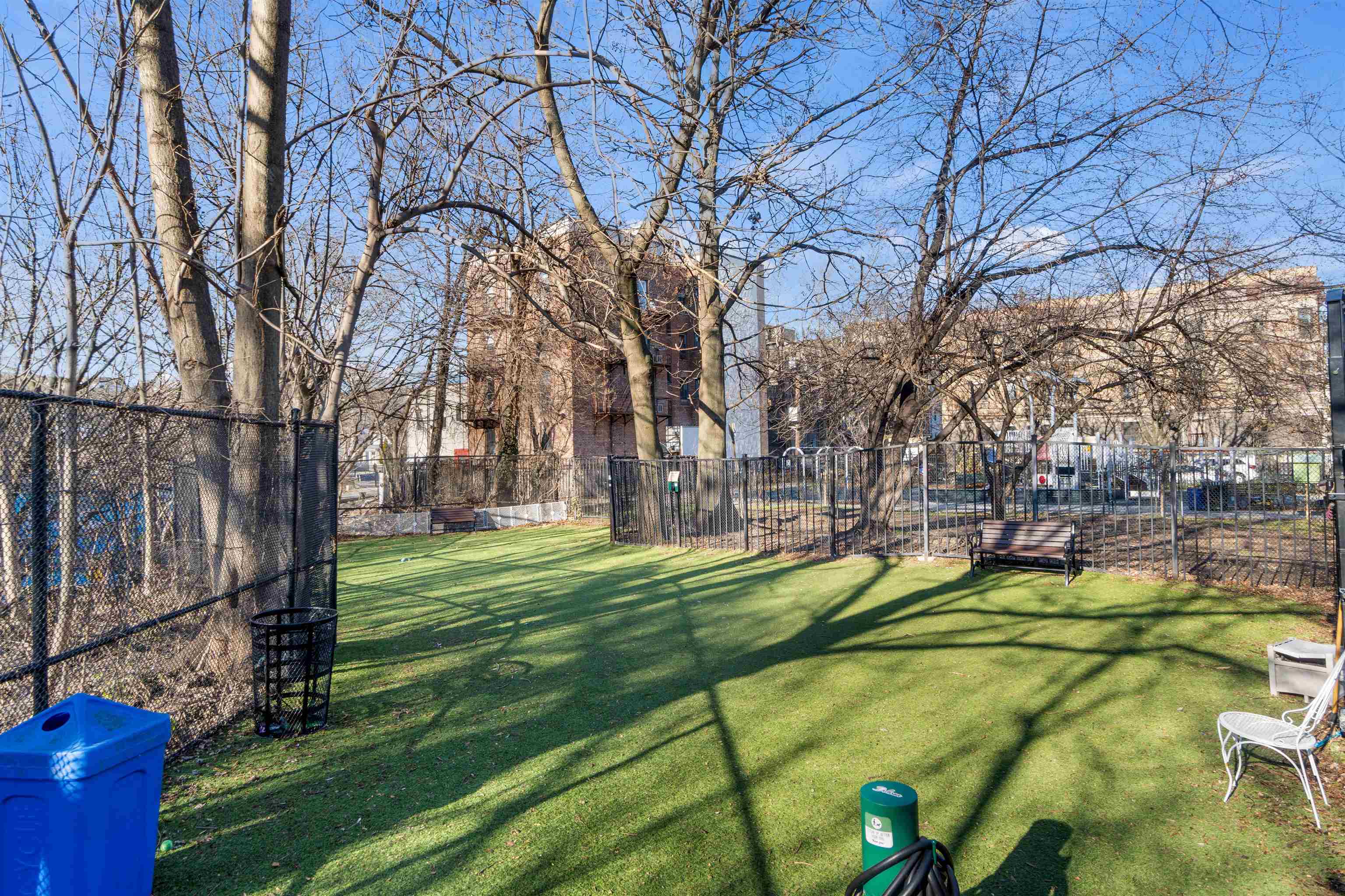 102 OGDEN AVE Unit: 104