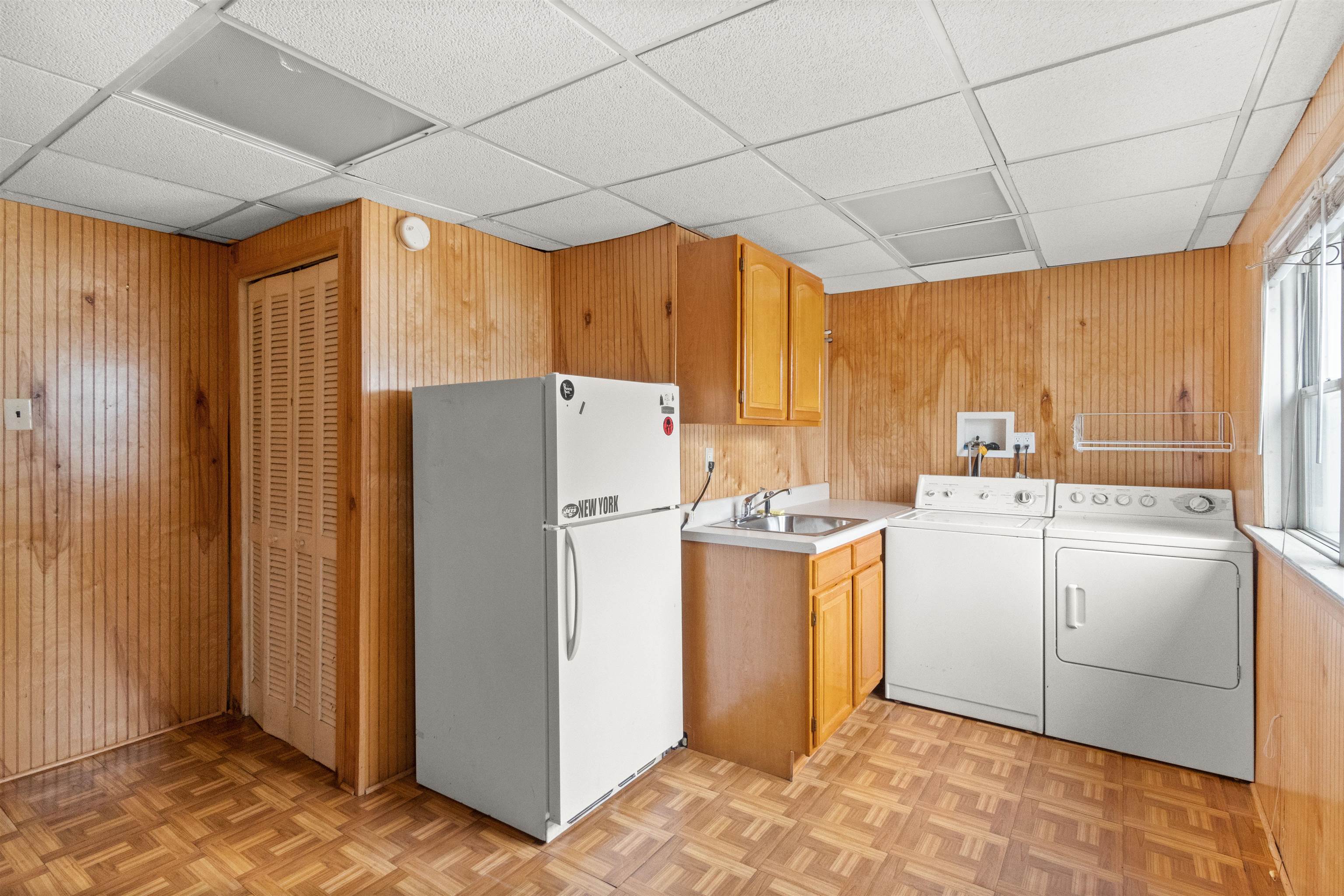 39 WEST 30TH ST Unit: L