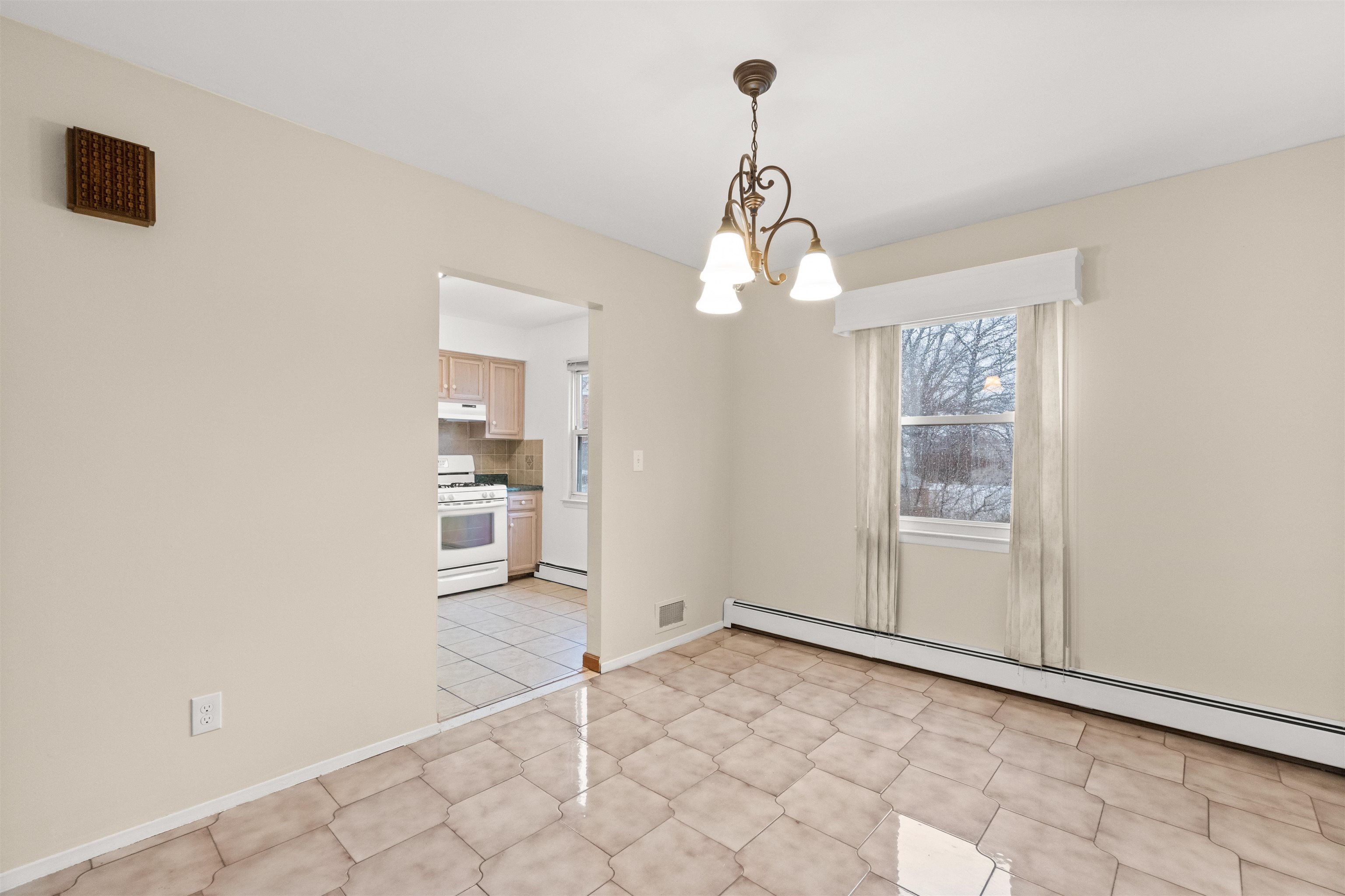 39 WEST 30TH ST Unit: L