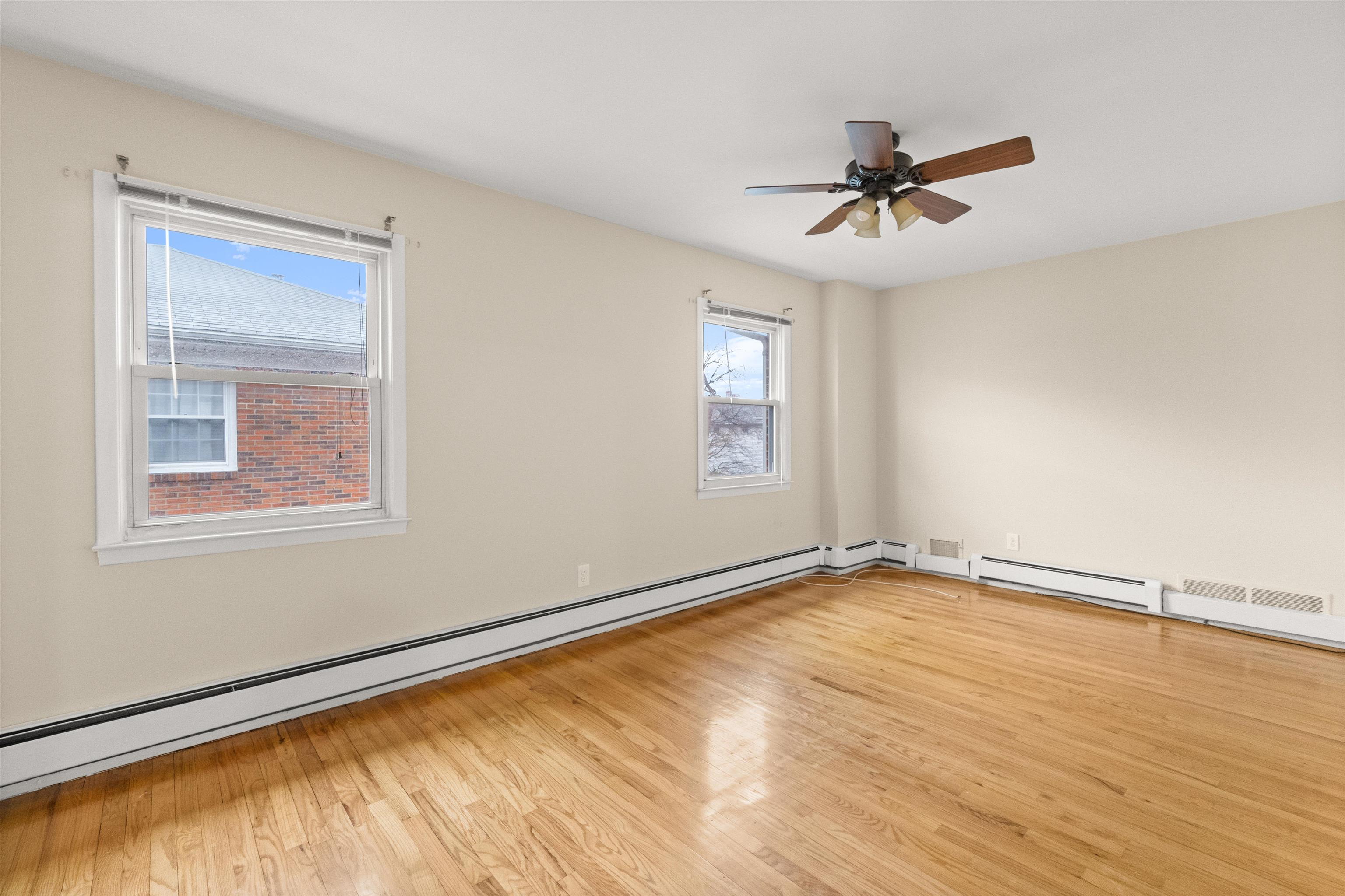 39 WEST 30TH ST Unit: L