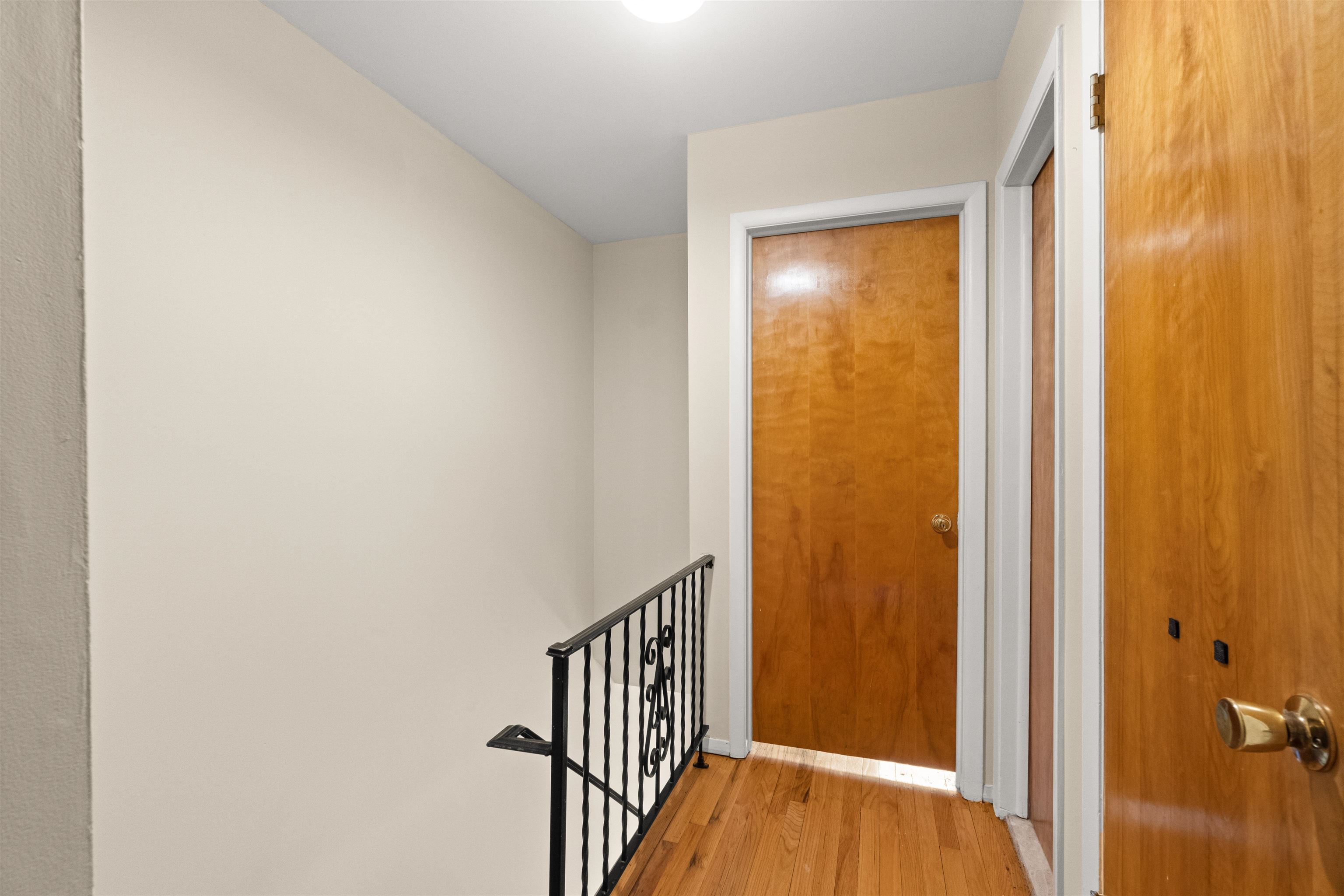 39 WEST 30TH ST Unit: L