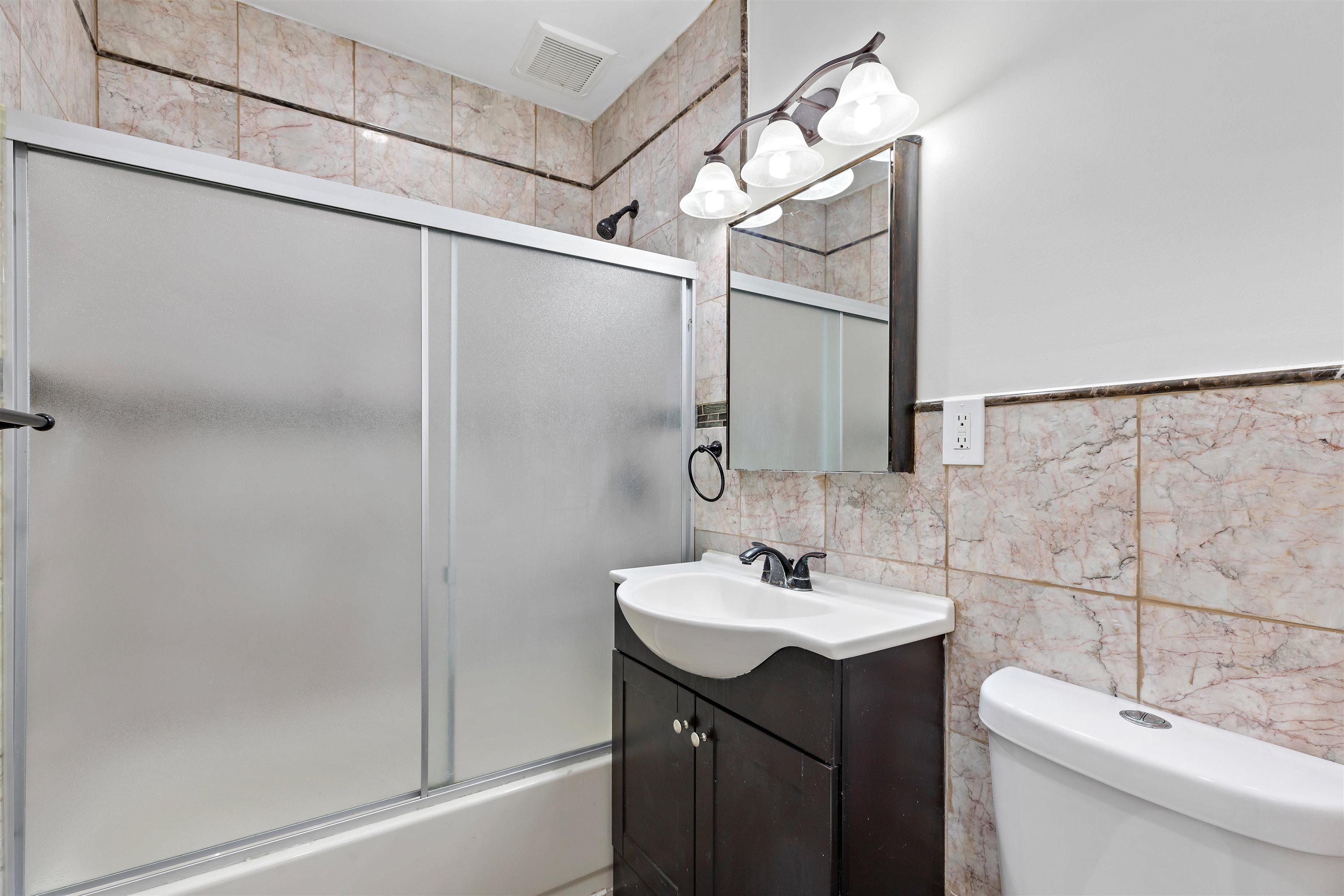 248 CLENDENNY AVE Unit: 4