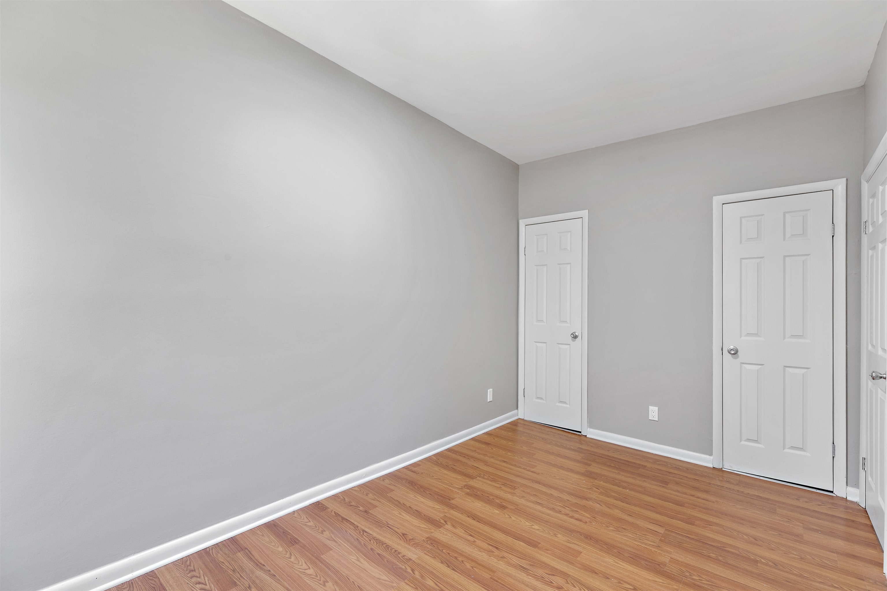 248 CLENDENNY AVE Unit: 4