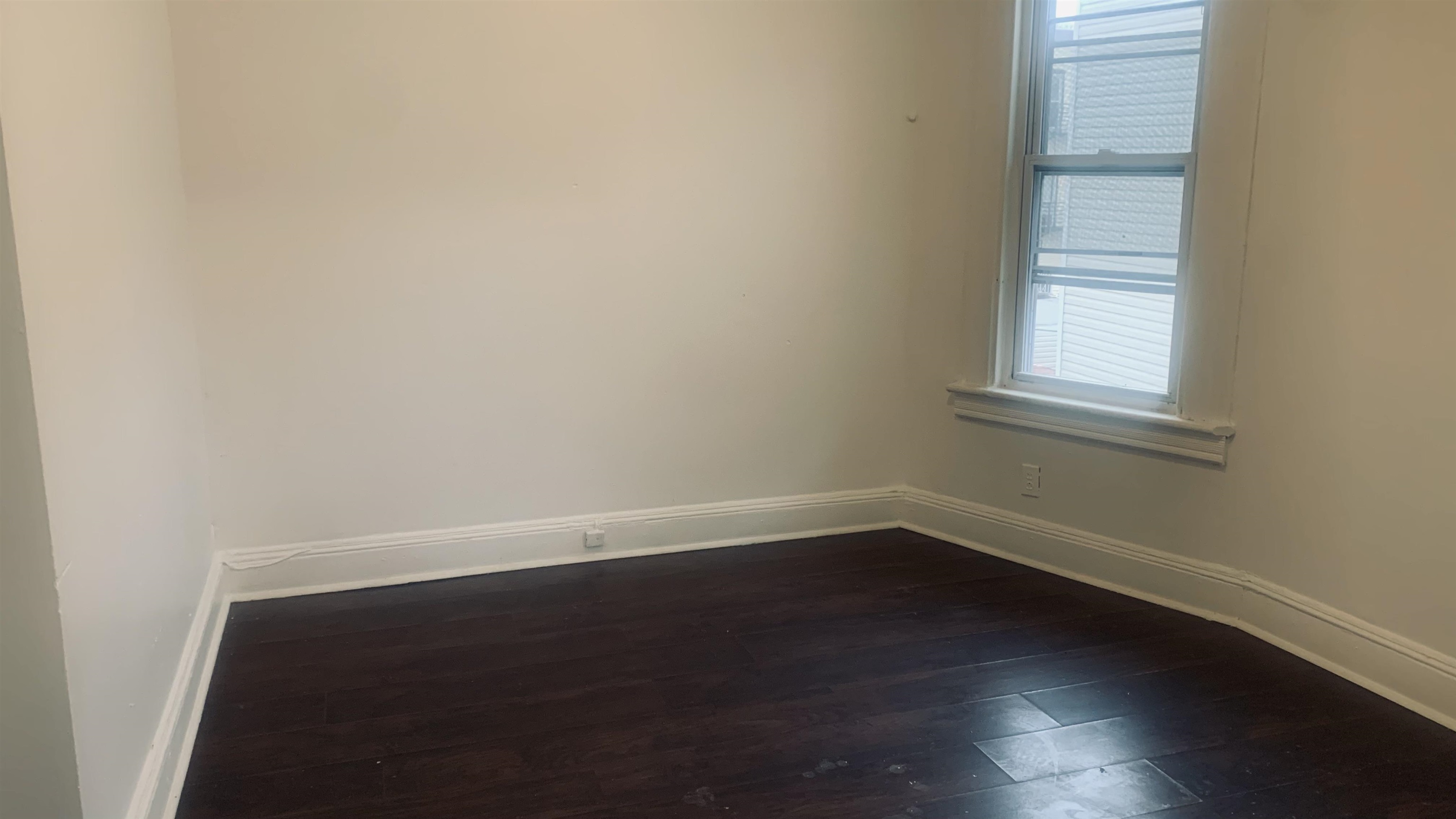 23 WILLIAMS AVE Unit: 2