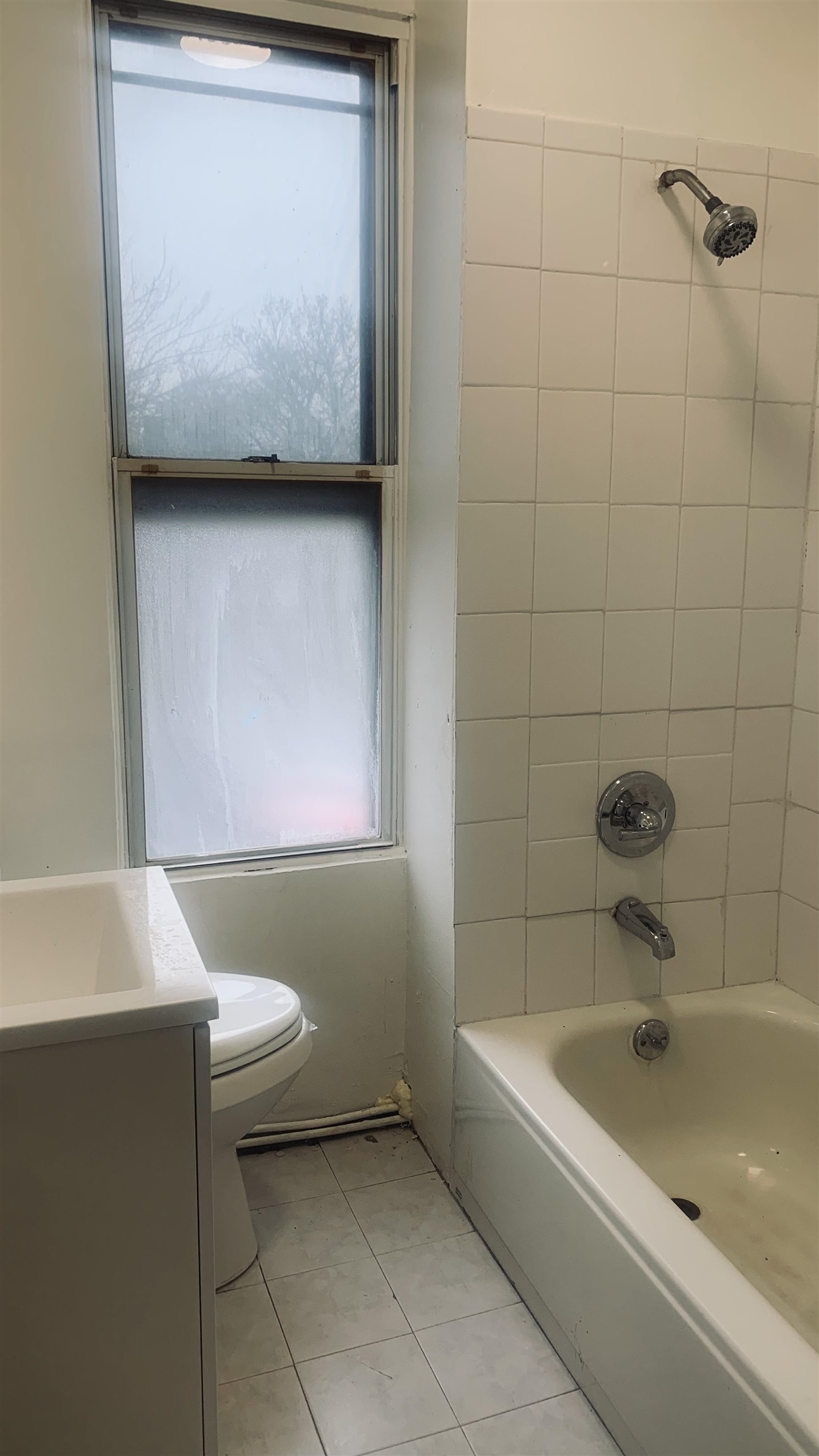23 WILLIAMS AVE Unit: 2