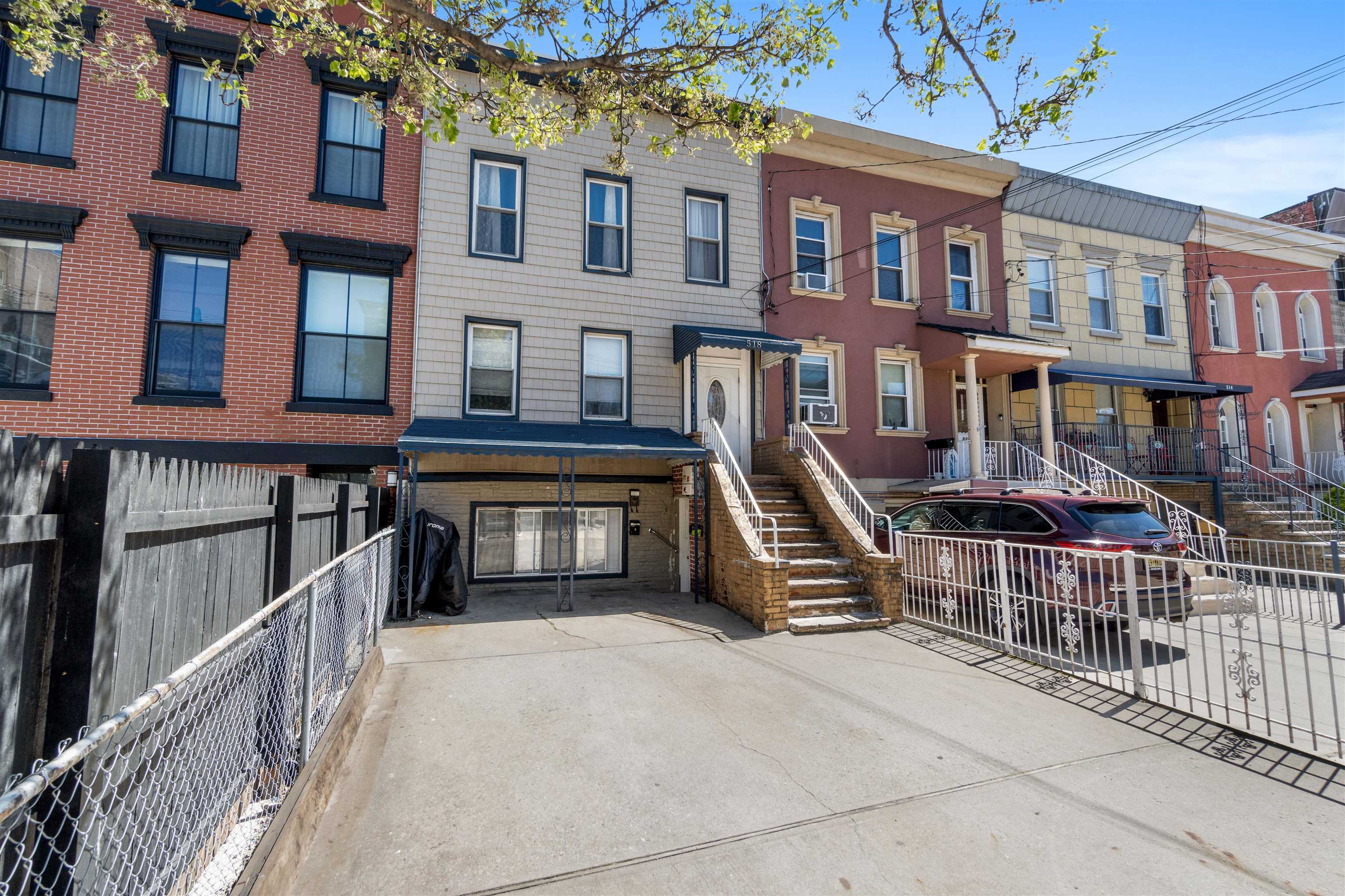 518 NEW YORK AVE