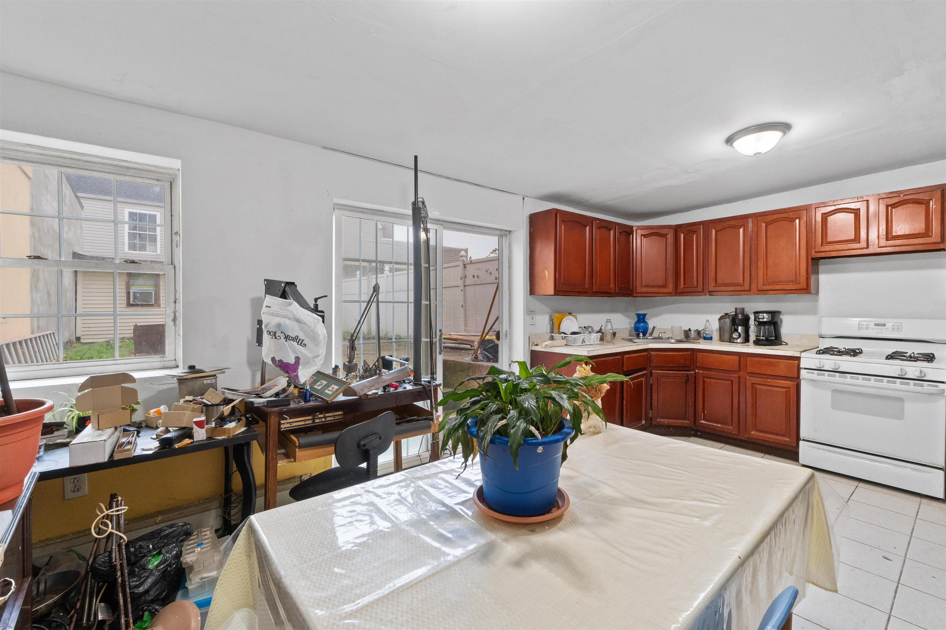 518 NEW YORK AVE