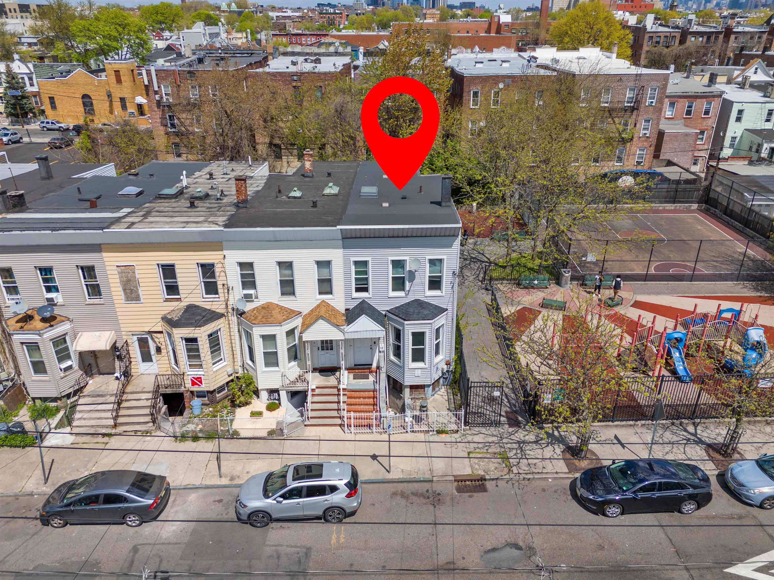 82 VIRGINIA AVE