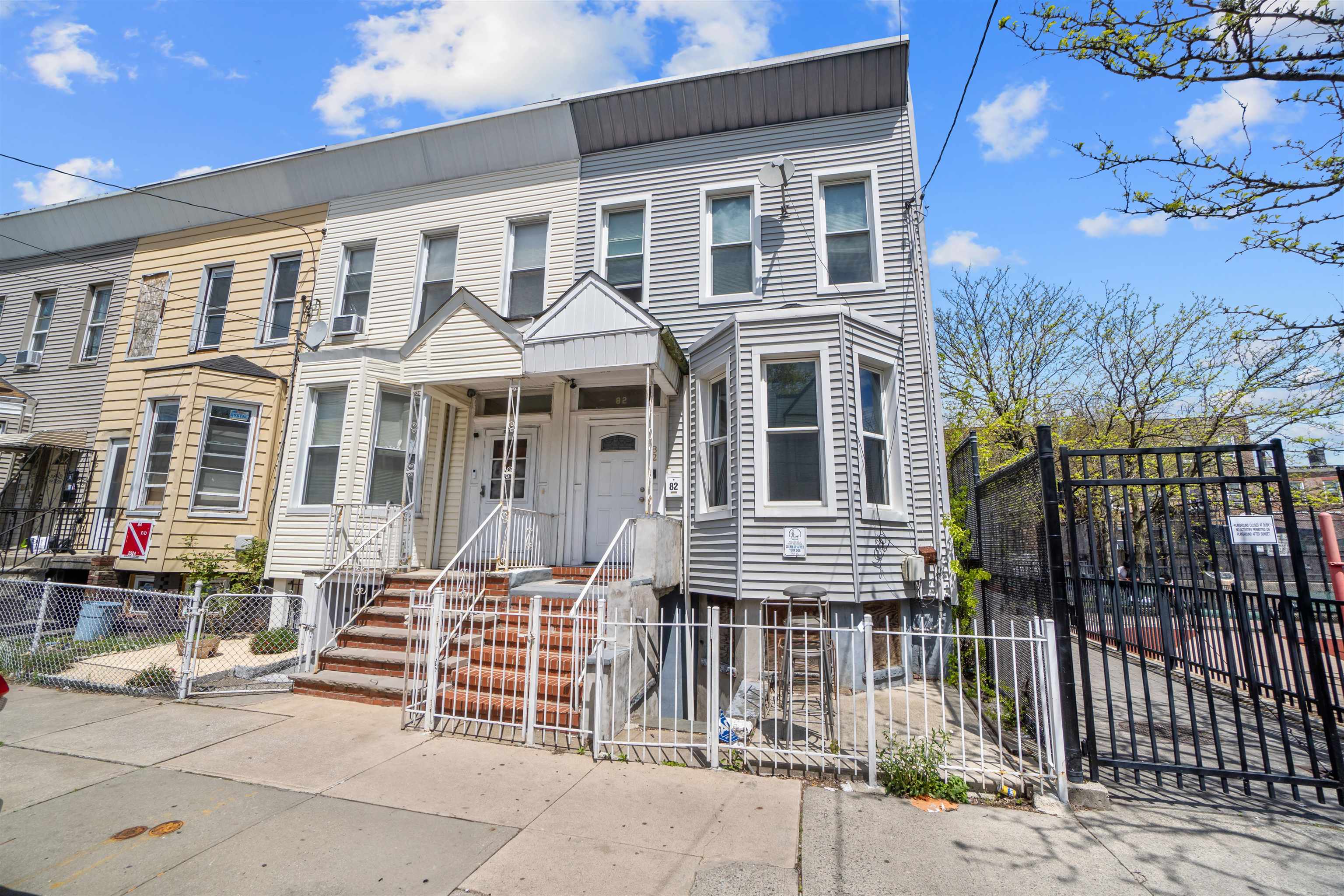 82 VIRGINIA AVE