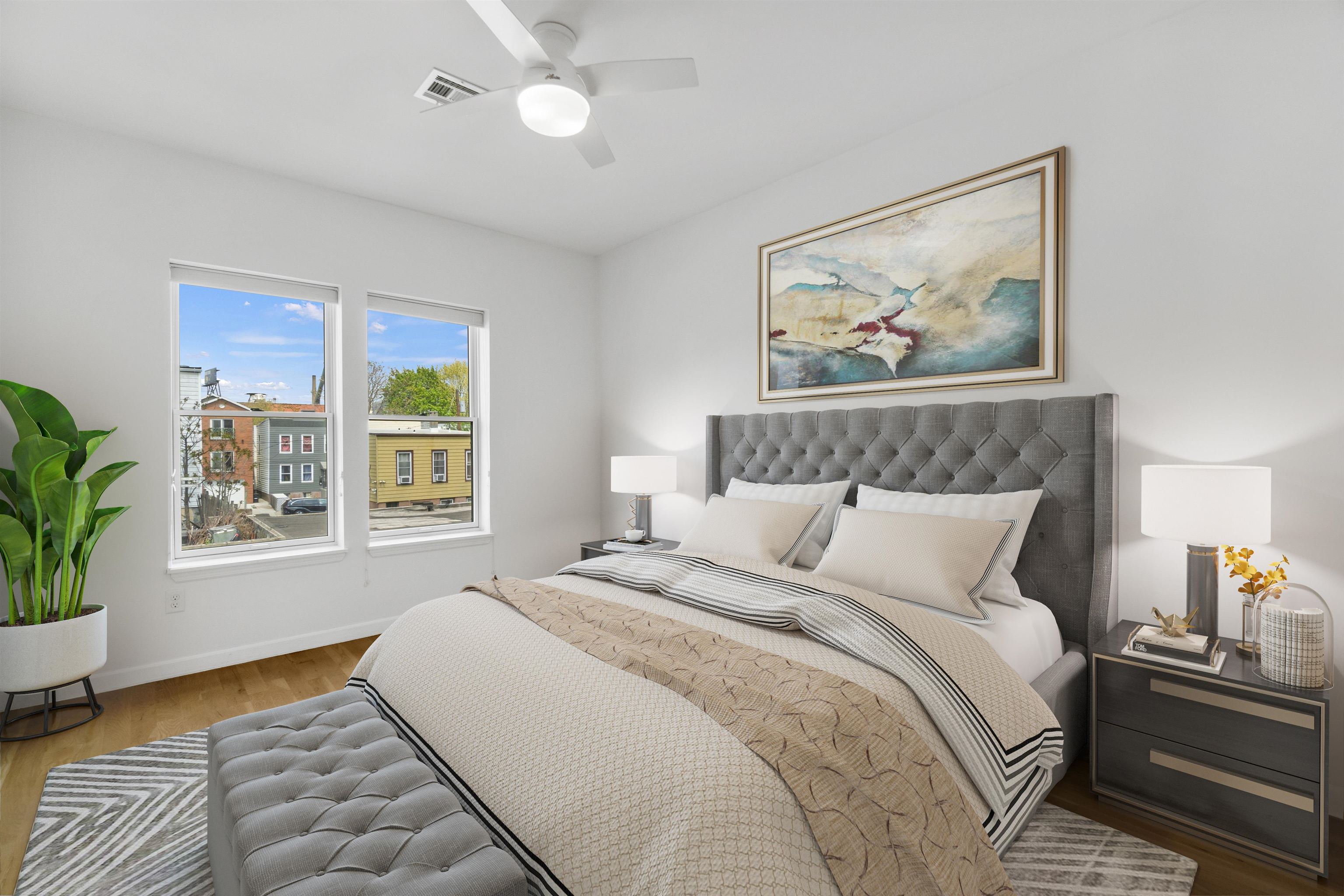 936 PAVONIA AVE Unit: 2B