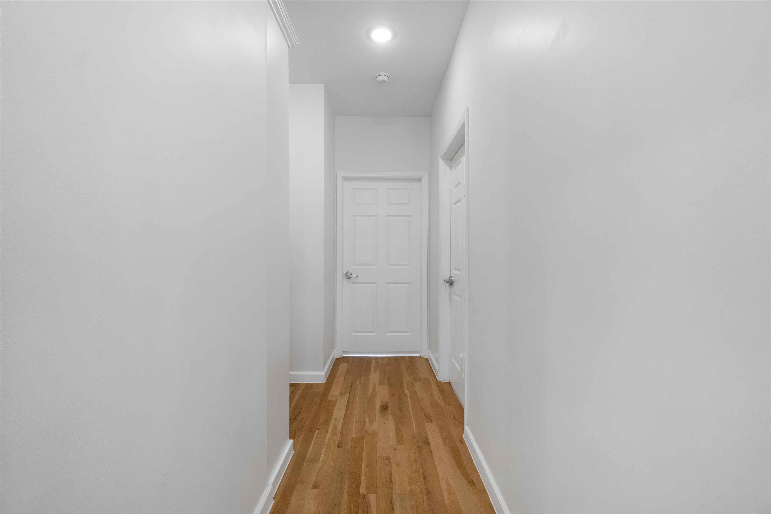 936 PAVONIA AVE Unit: 2B