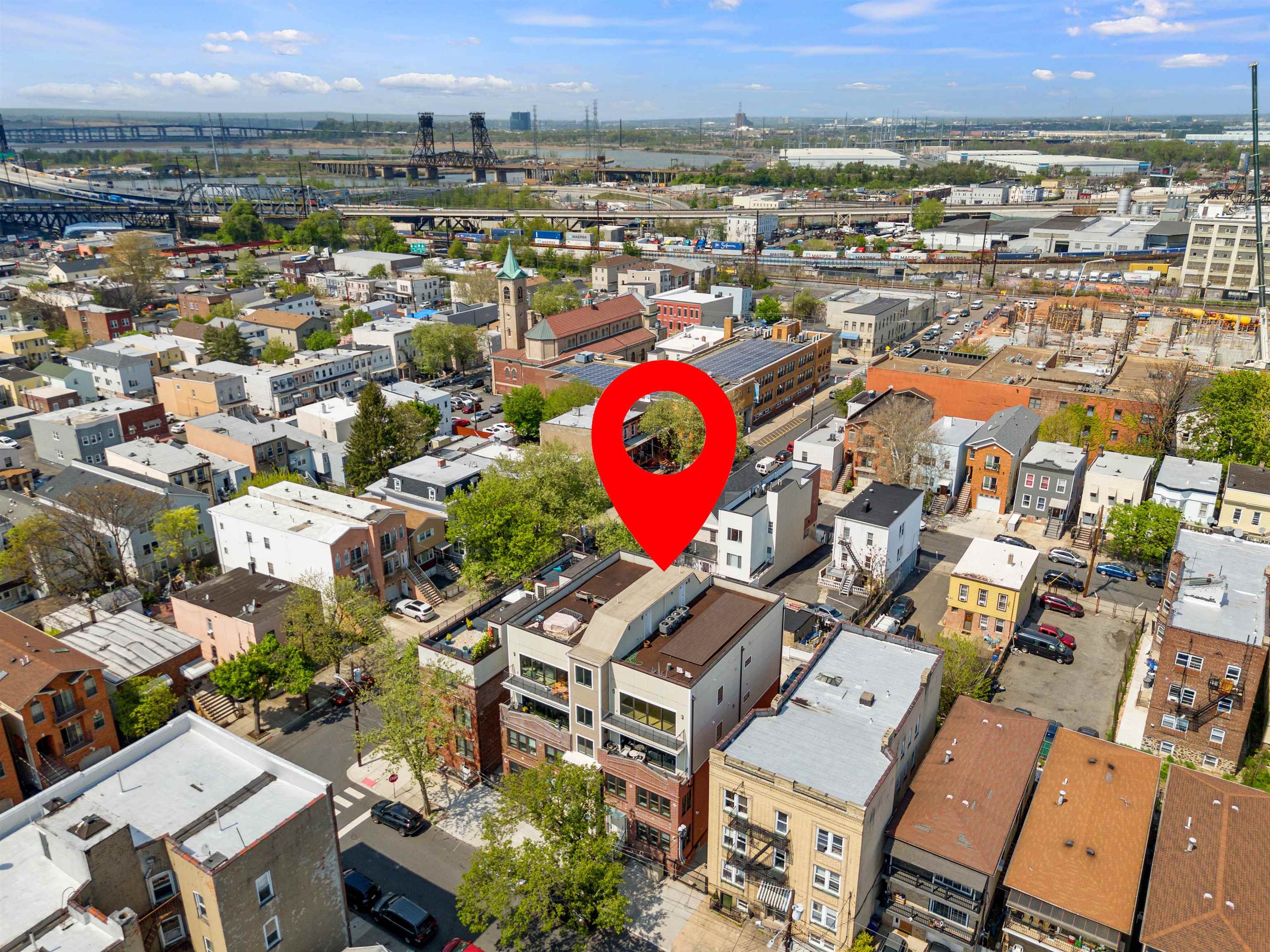 936 PAVONIA AVE Unit: 2B