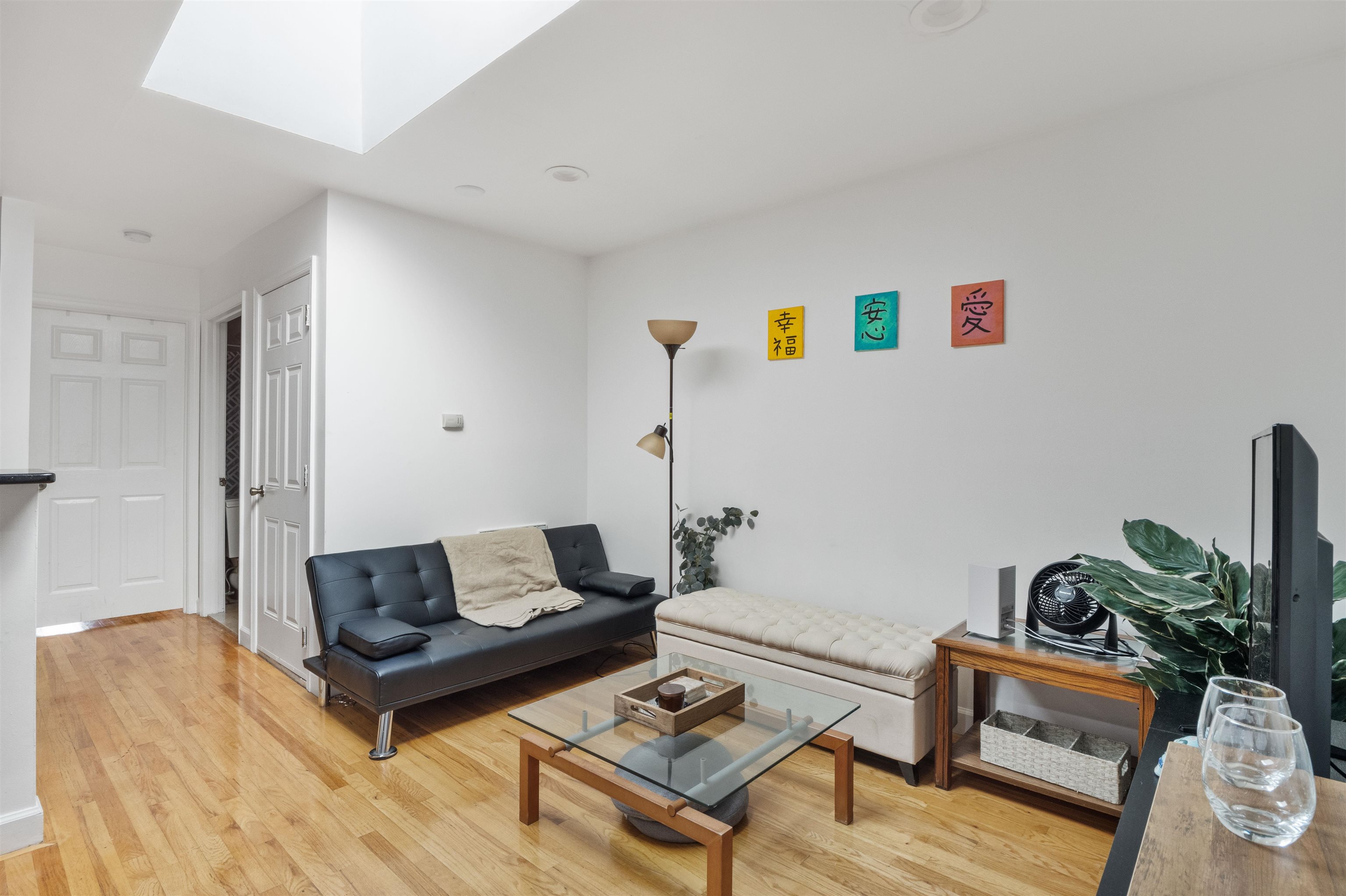 379 1ST ST Unit: 2
