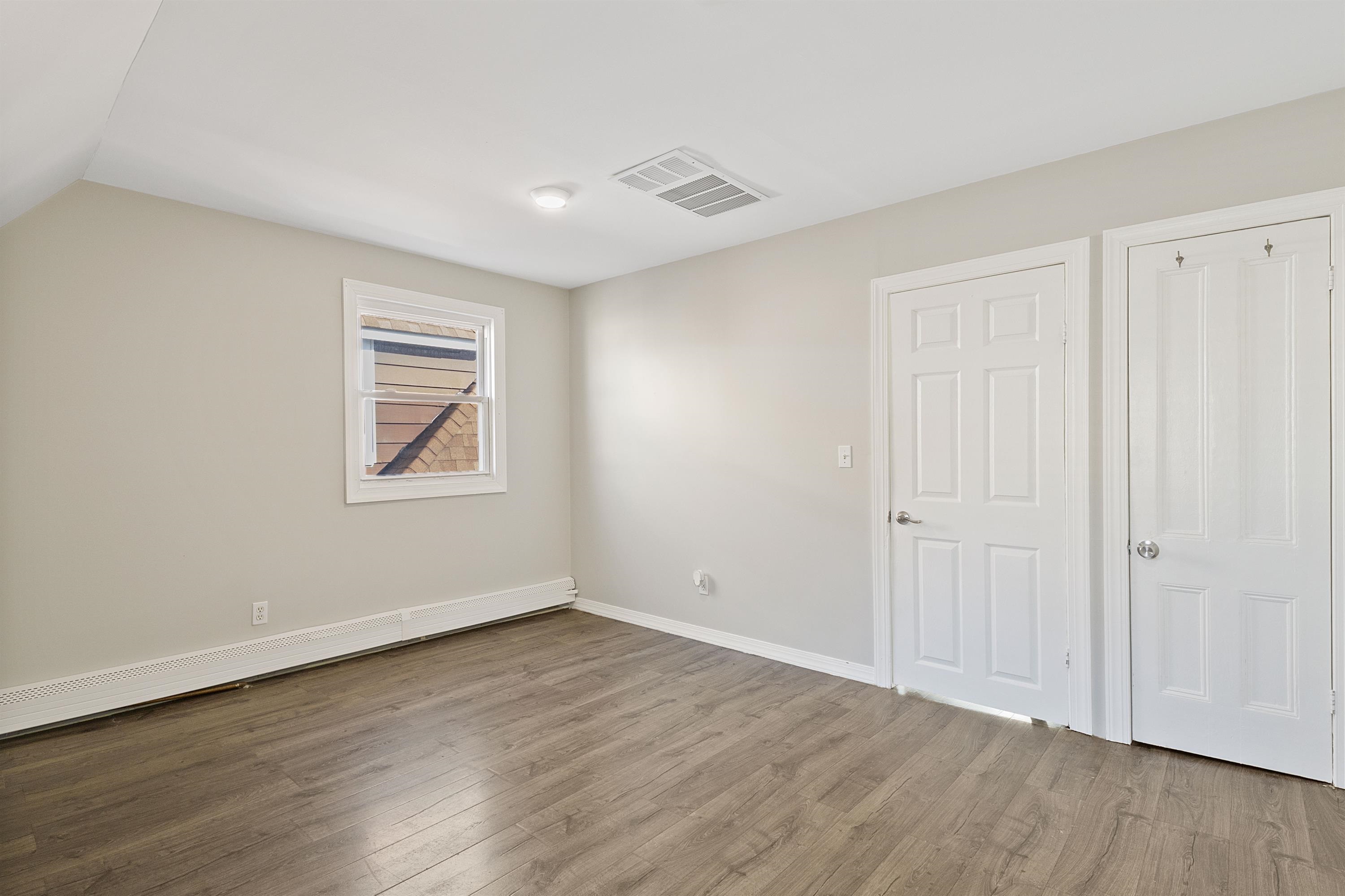 21 HOWARD PL Unit: 2