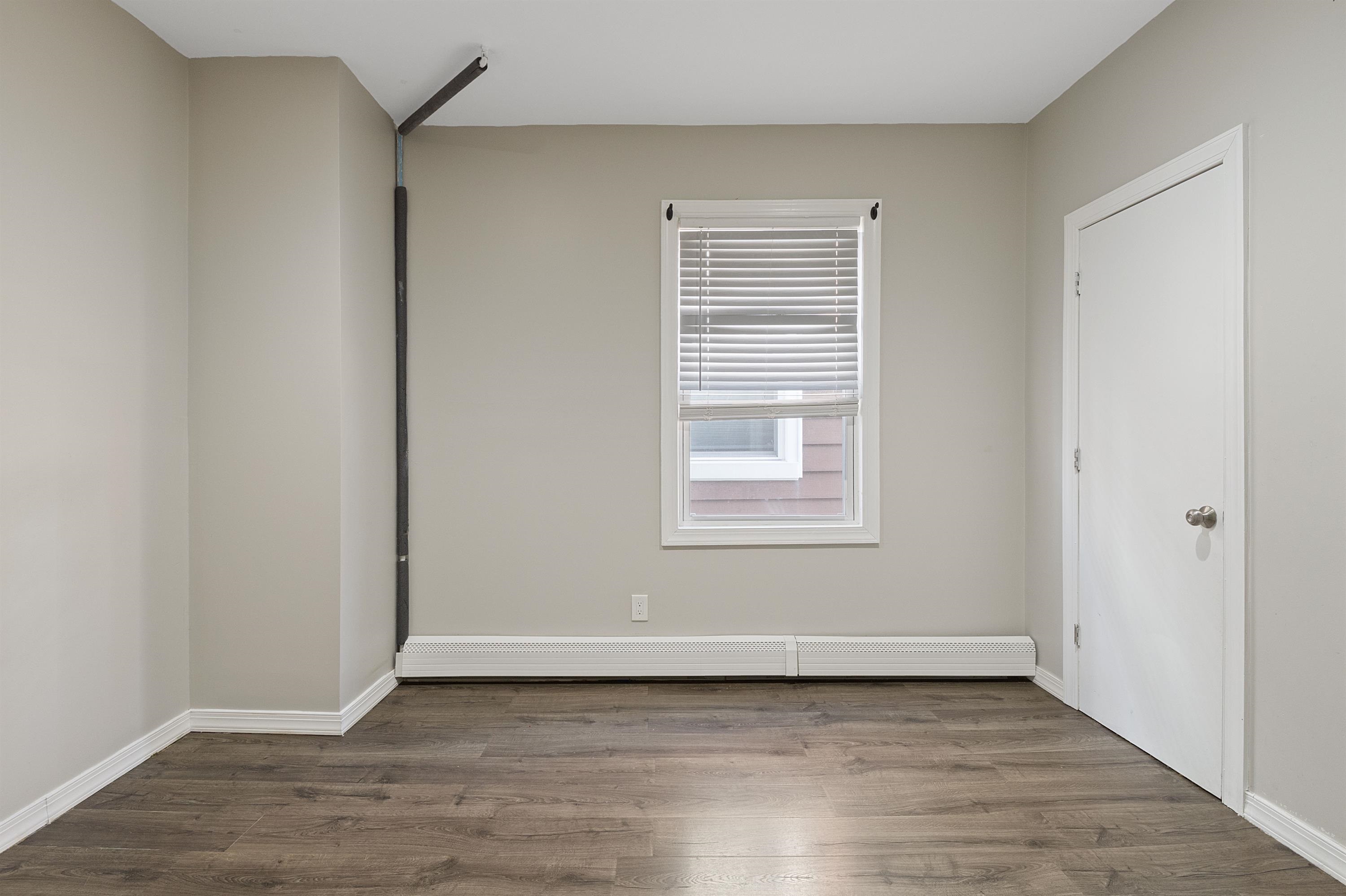 21 HOWARD PL Unit: 2