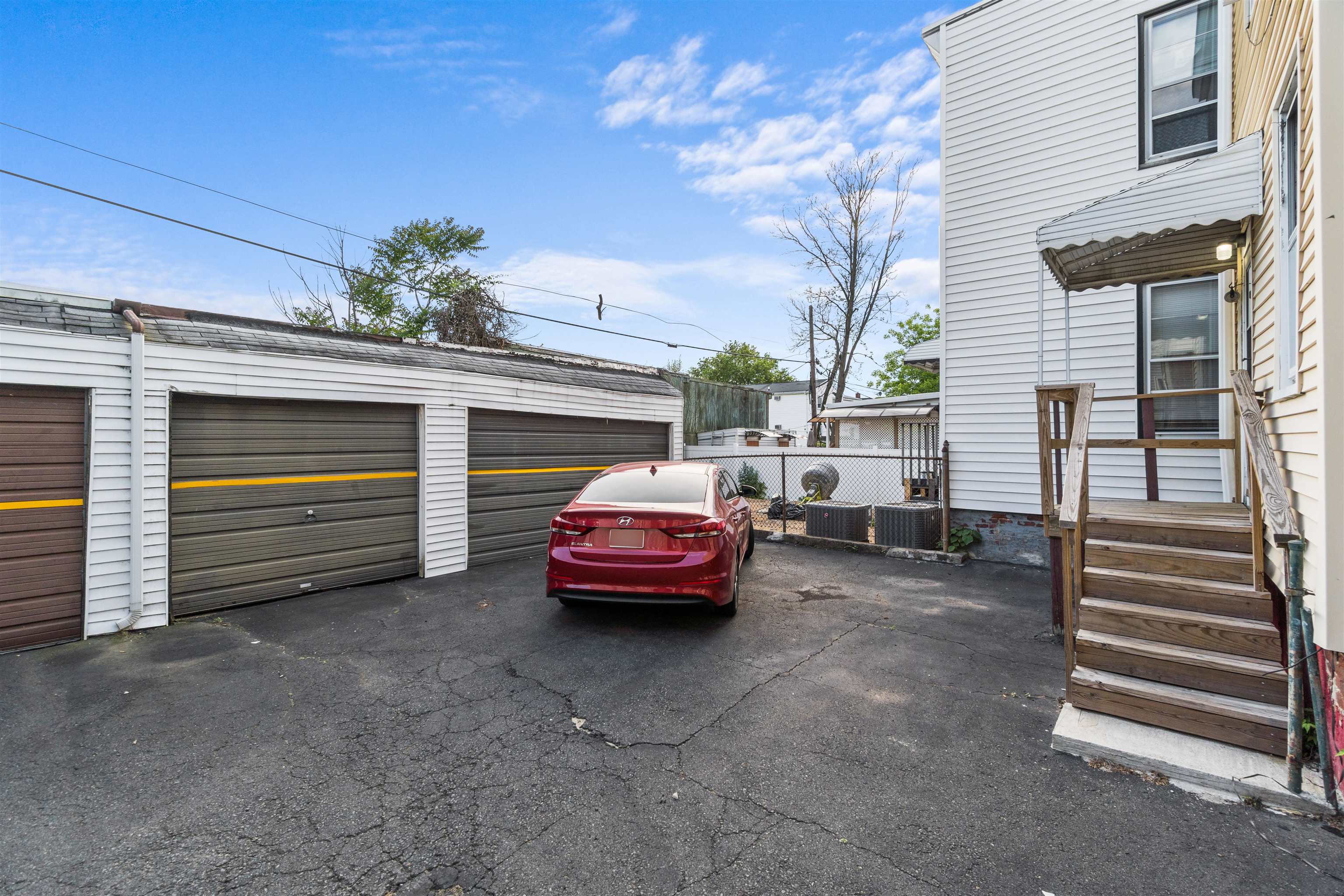 203 EGE AVE