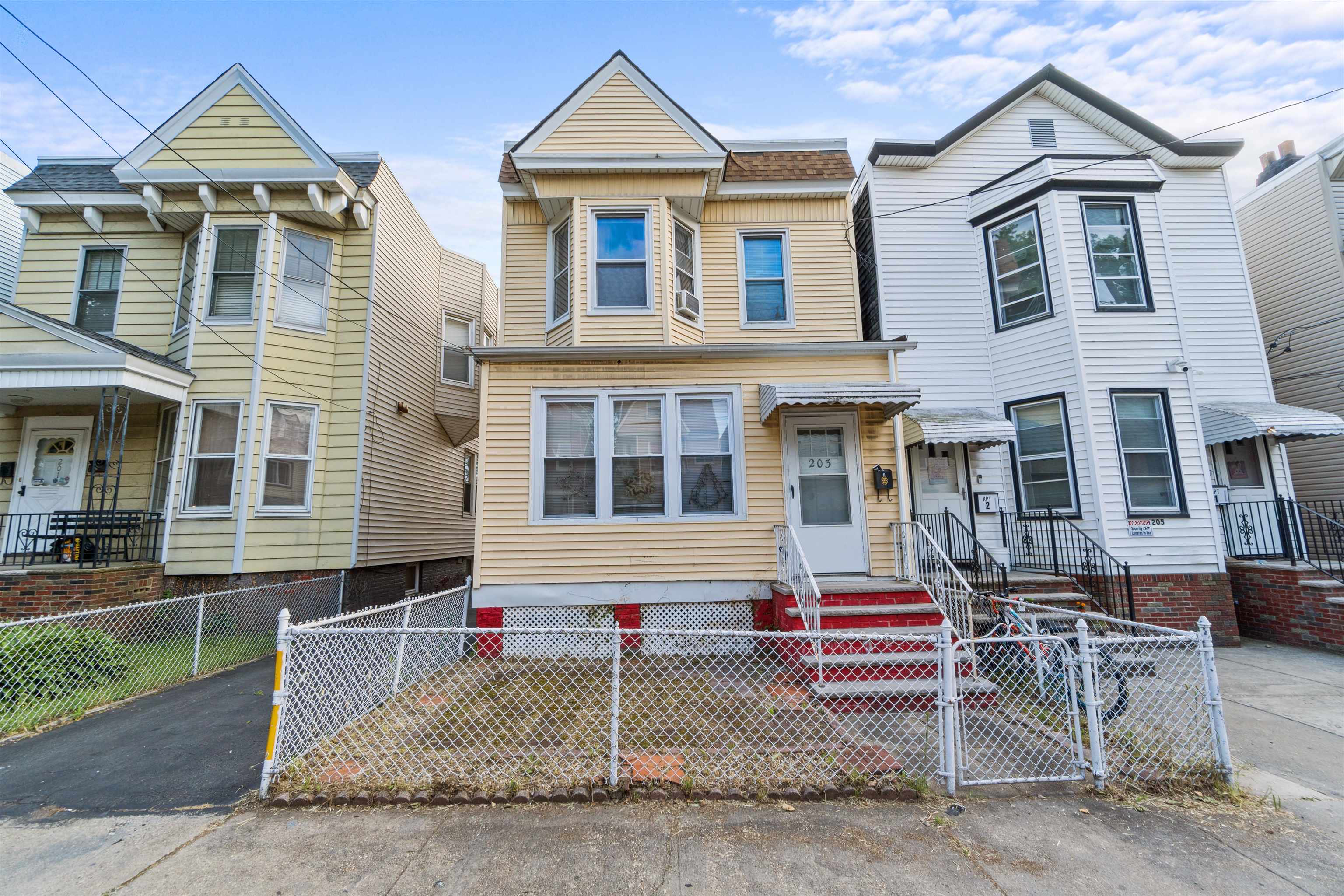 203 EGE AVE