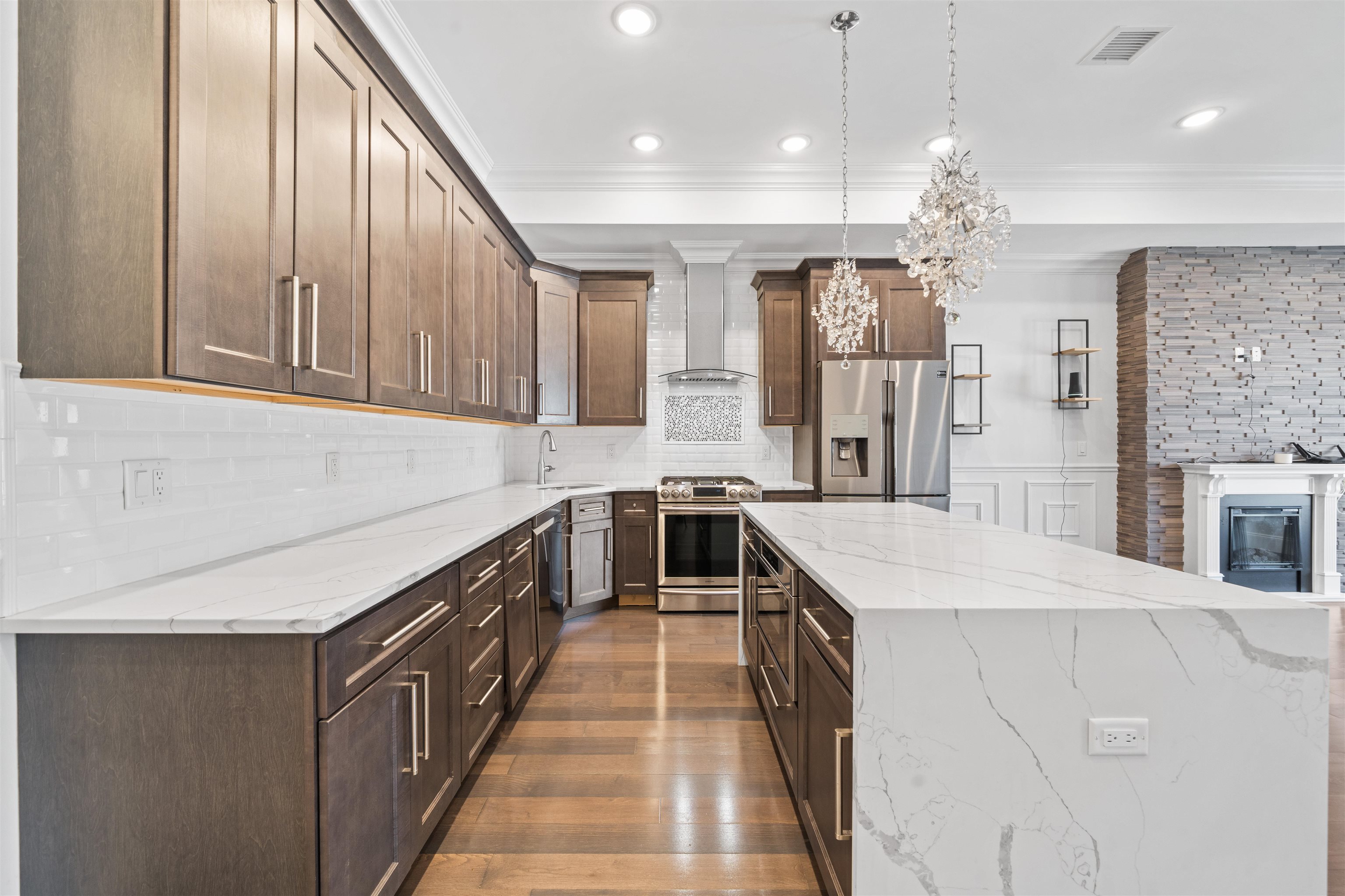 57 BEACON AVE Unit: 2