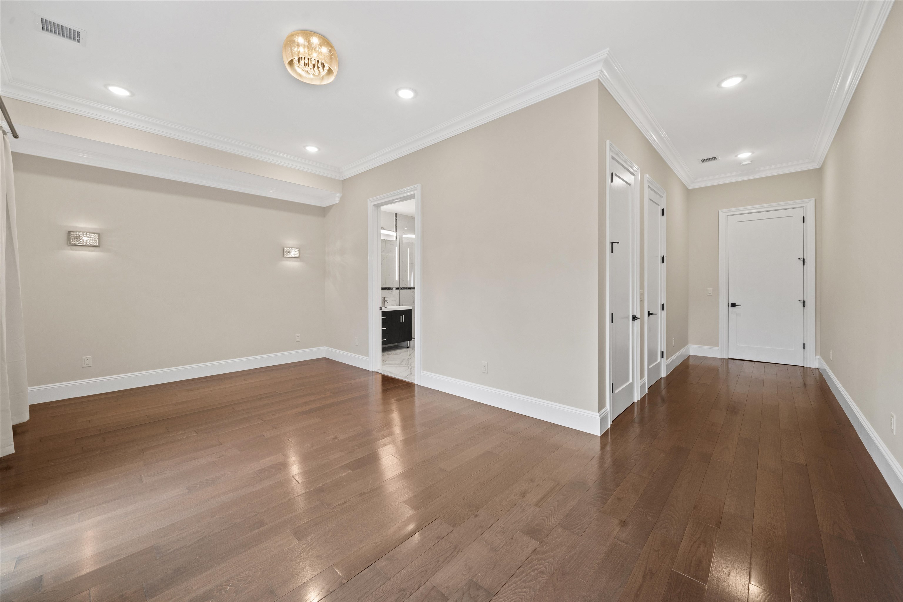 57 BEACON AVE Unit: 2
