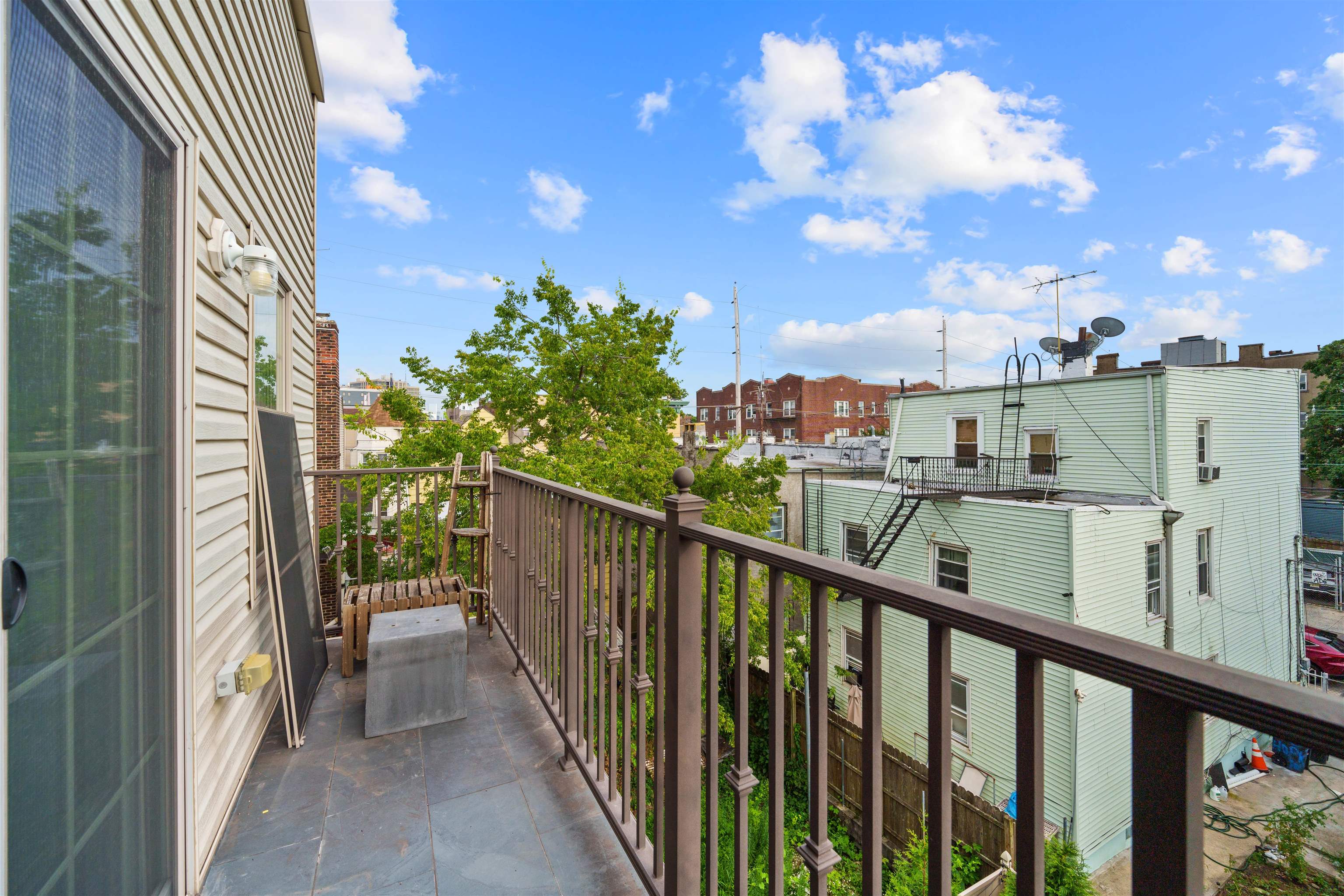 57 BEACON AVE Unit: 2