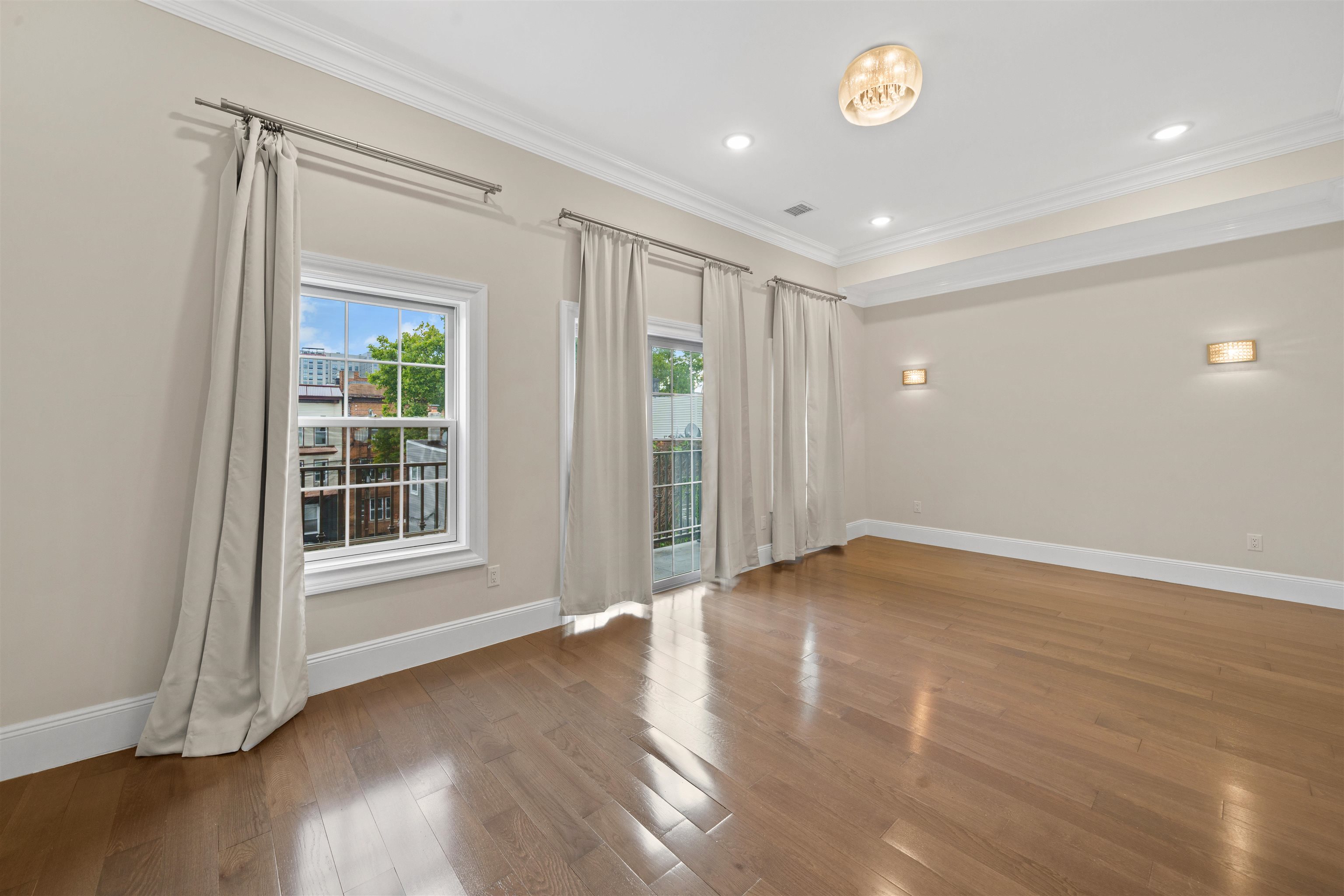 57 BEACON AVE Unit: 2