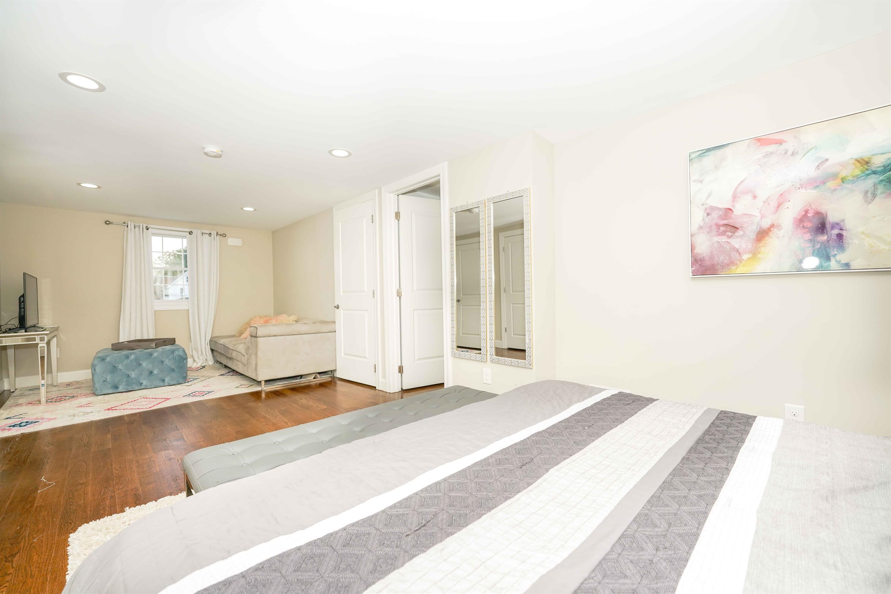 249 BEECH ST Unit: 2