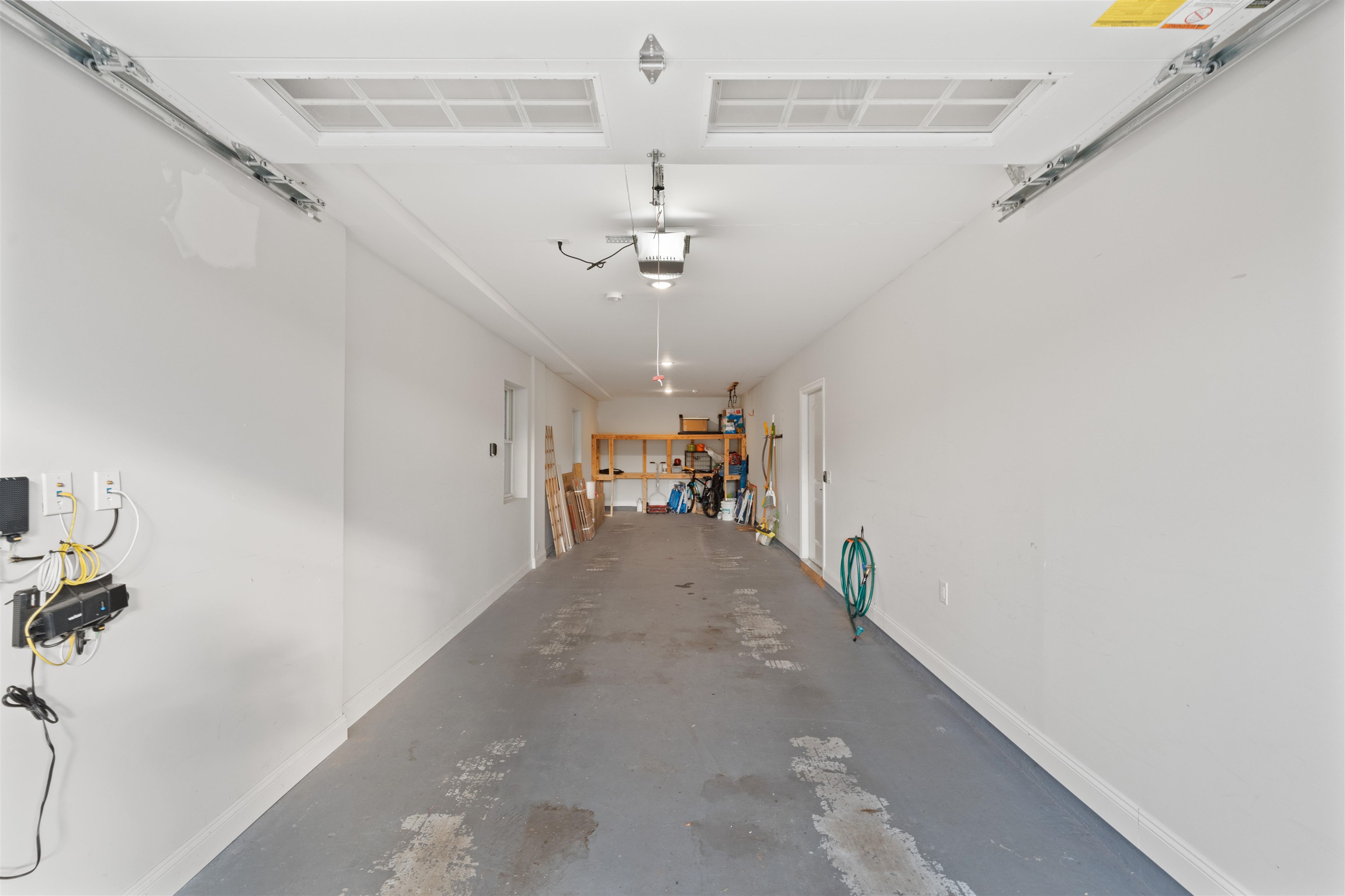 144 HANCOCK AVE Unit: 2