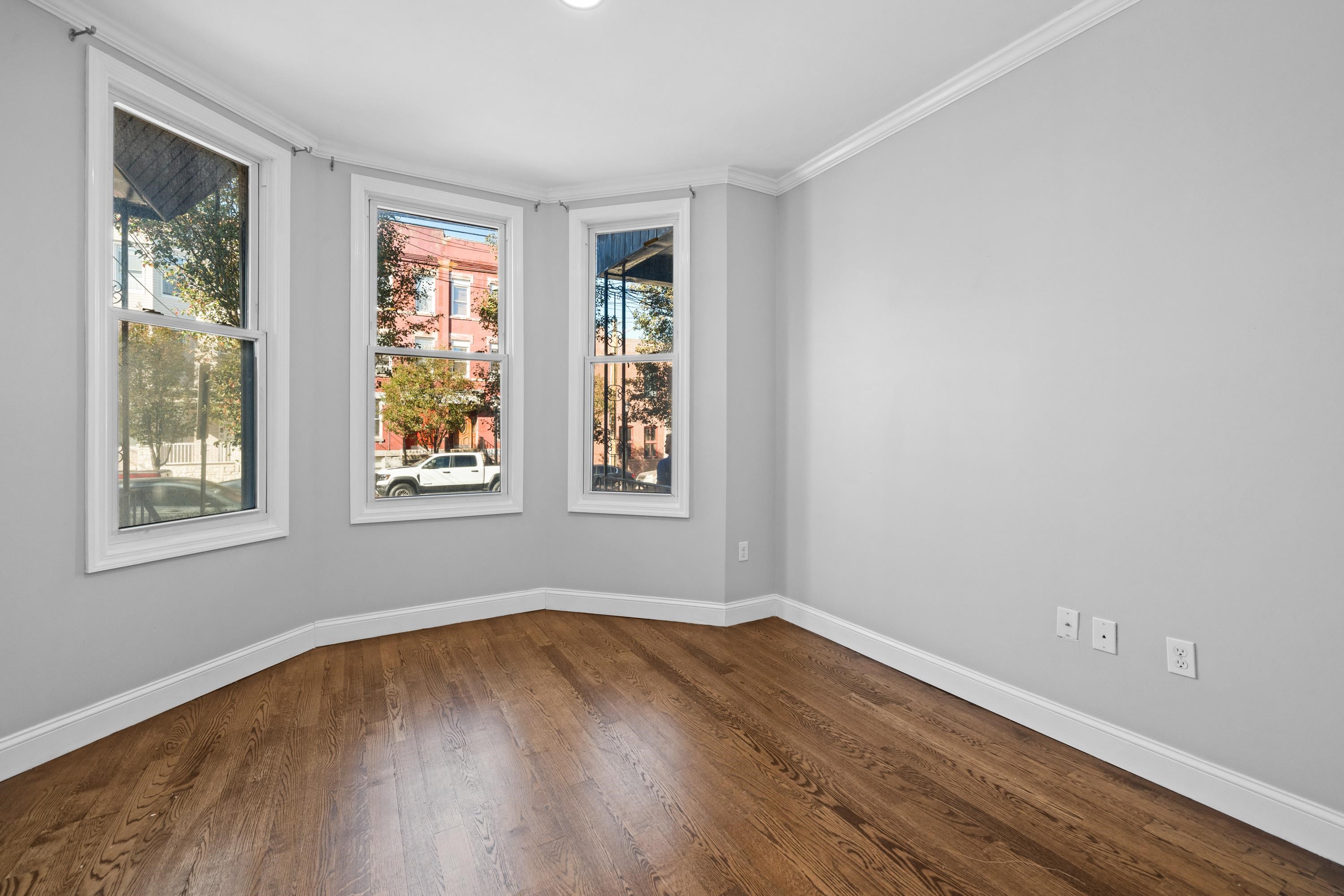 2604 NEW YORK AVE Unit: 1