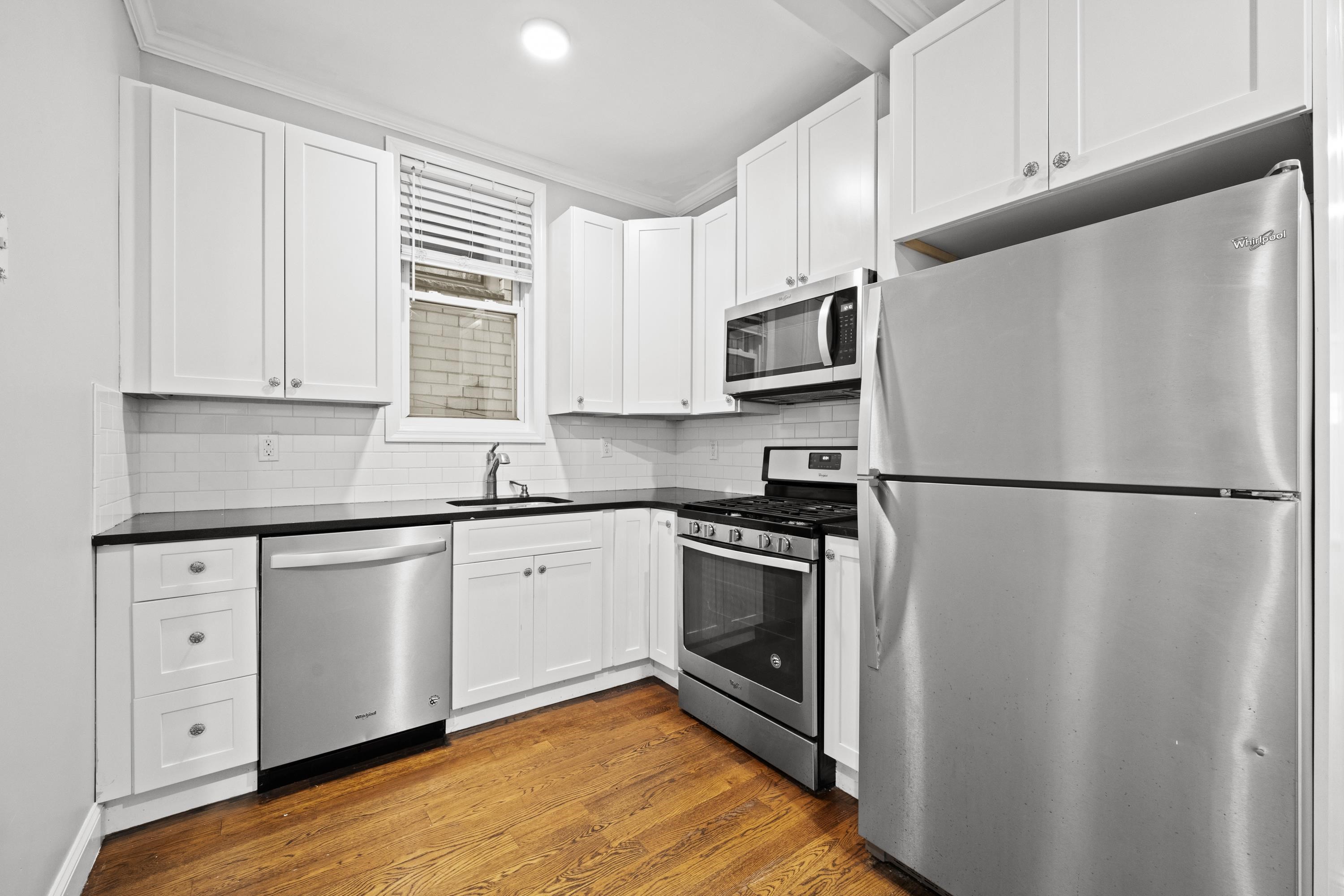 2604 NEW YORK AVE Unit: 1