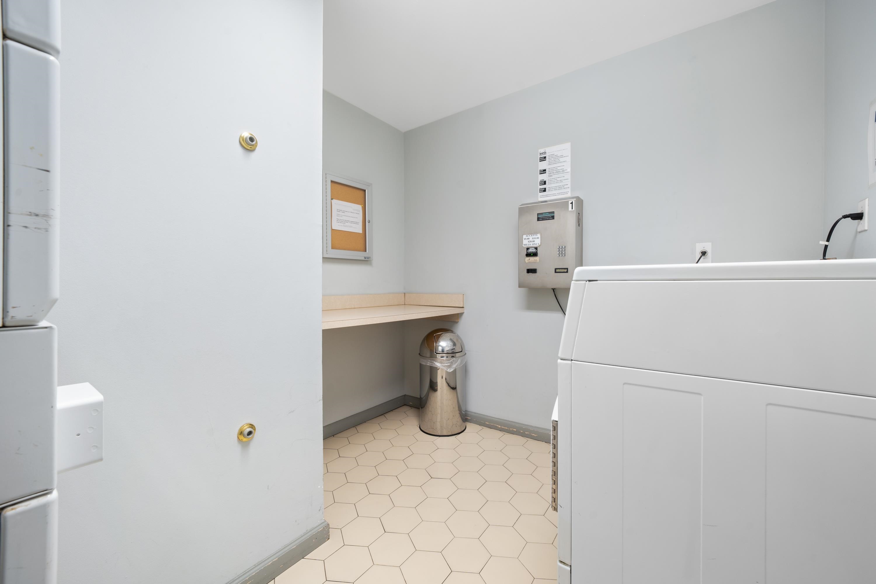 8915 BERGENWOOD AVE Unit: 47