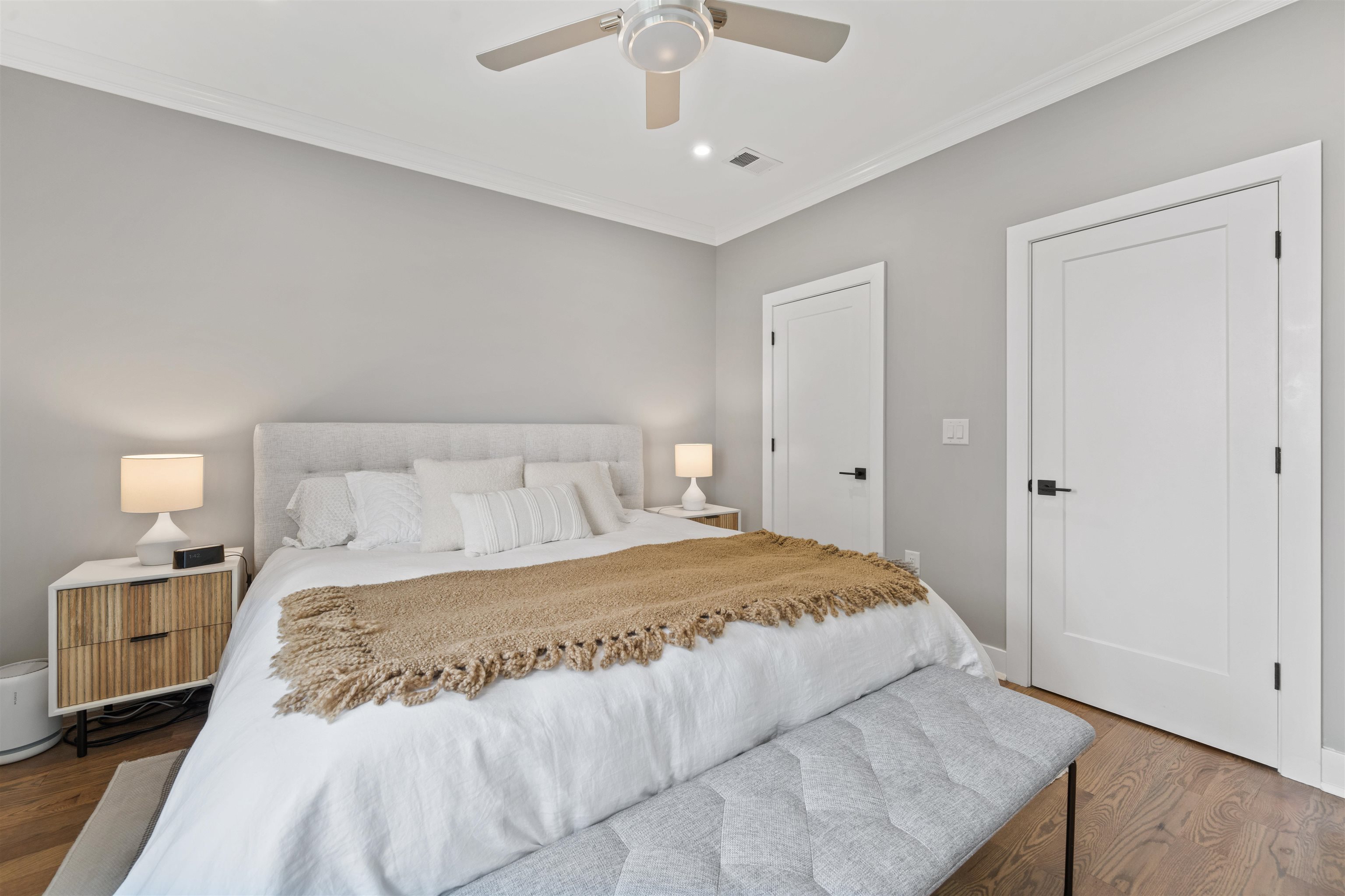 204 BOWERS ST Unit: 2