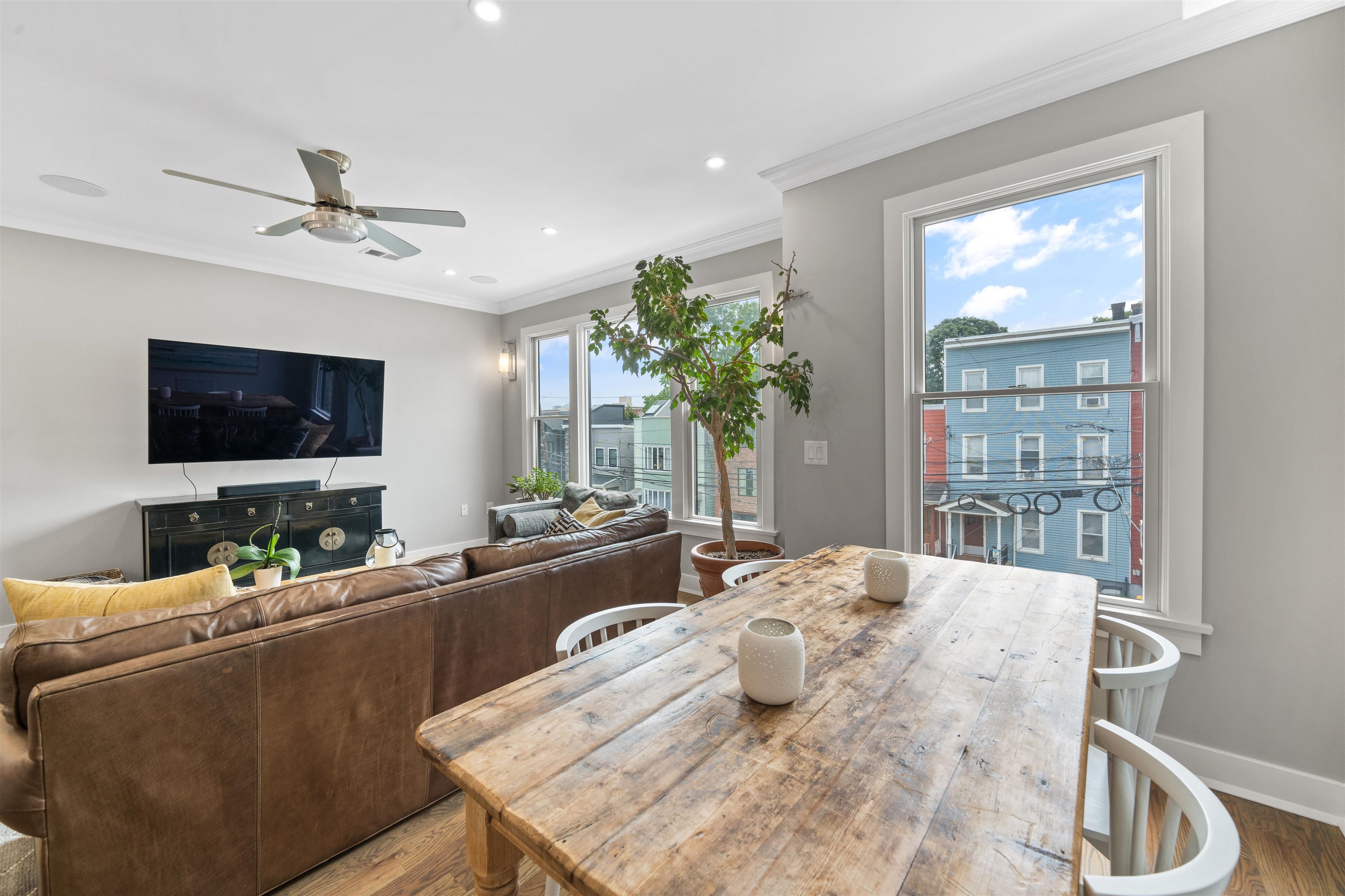 204 BOWERS ST Unit: 2
