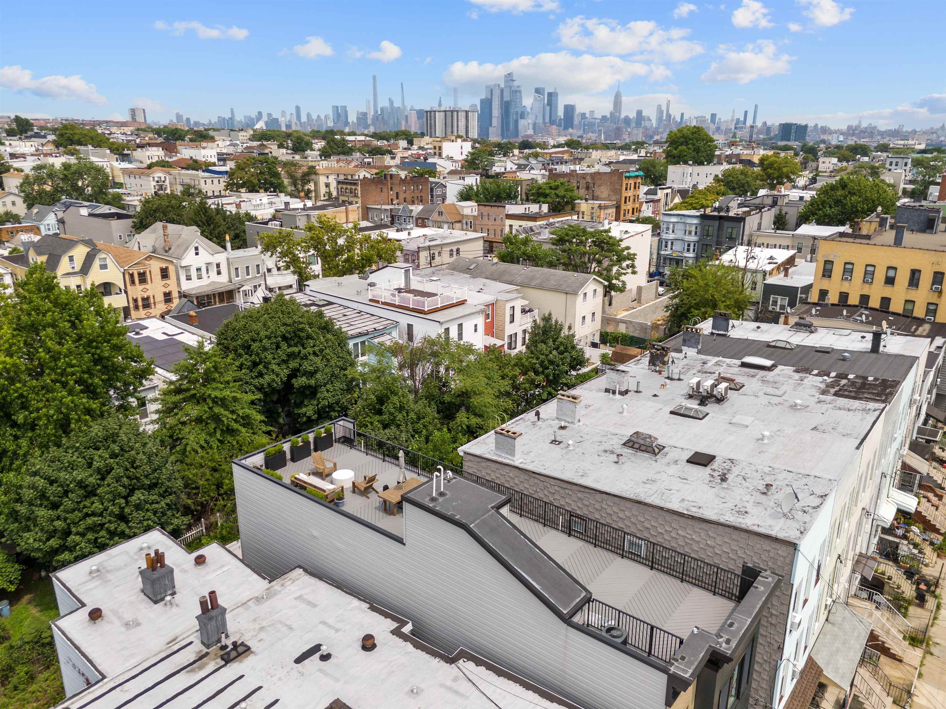 204 BOWERS ST Unit: 2