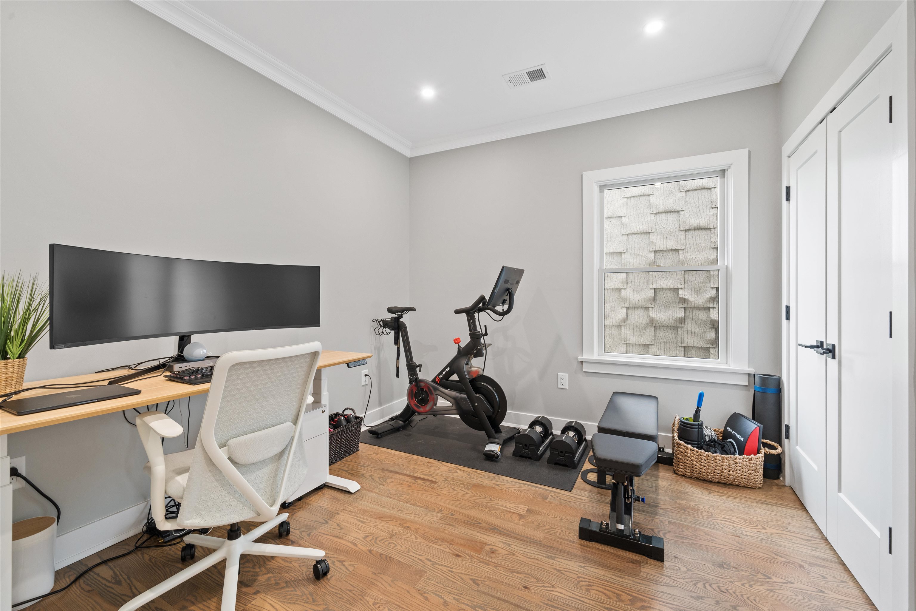 204 BOWERS ST Unit: 2