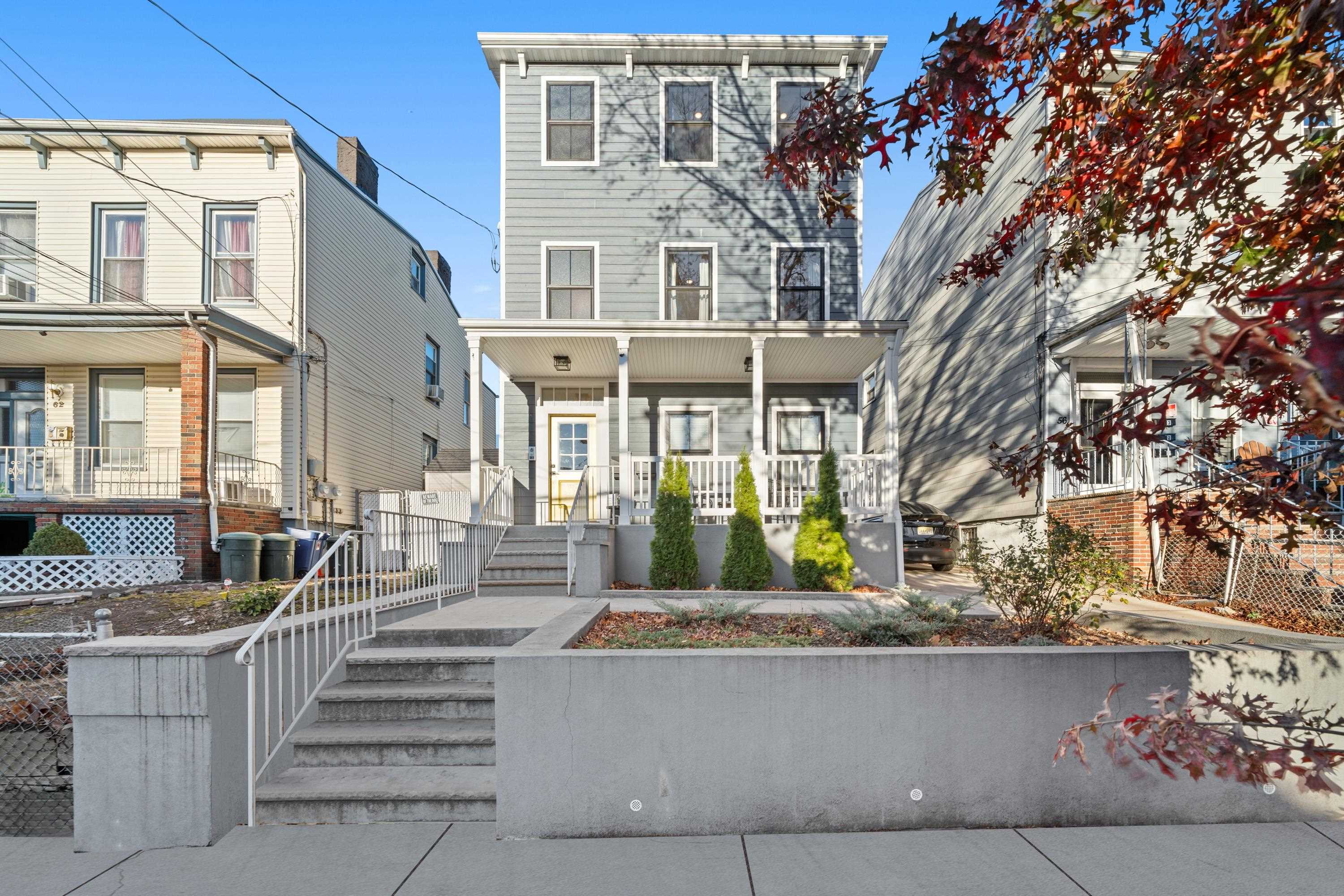 58 WAVERLY ST Unit: 2