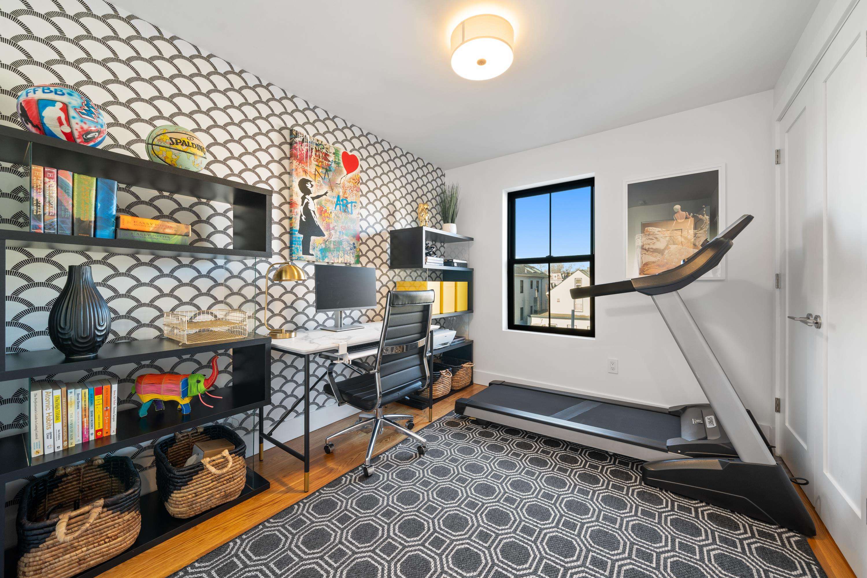 58 WAVERLY ST Unit: 2