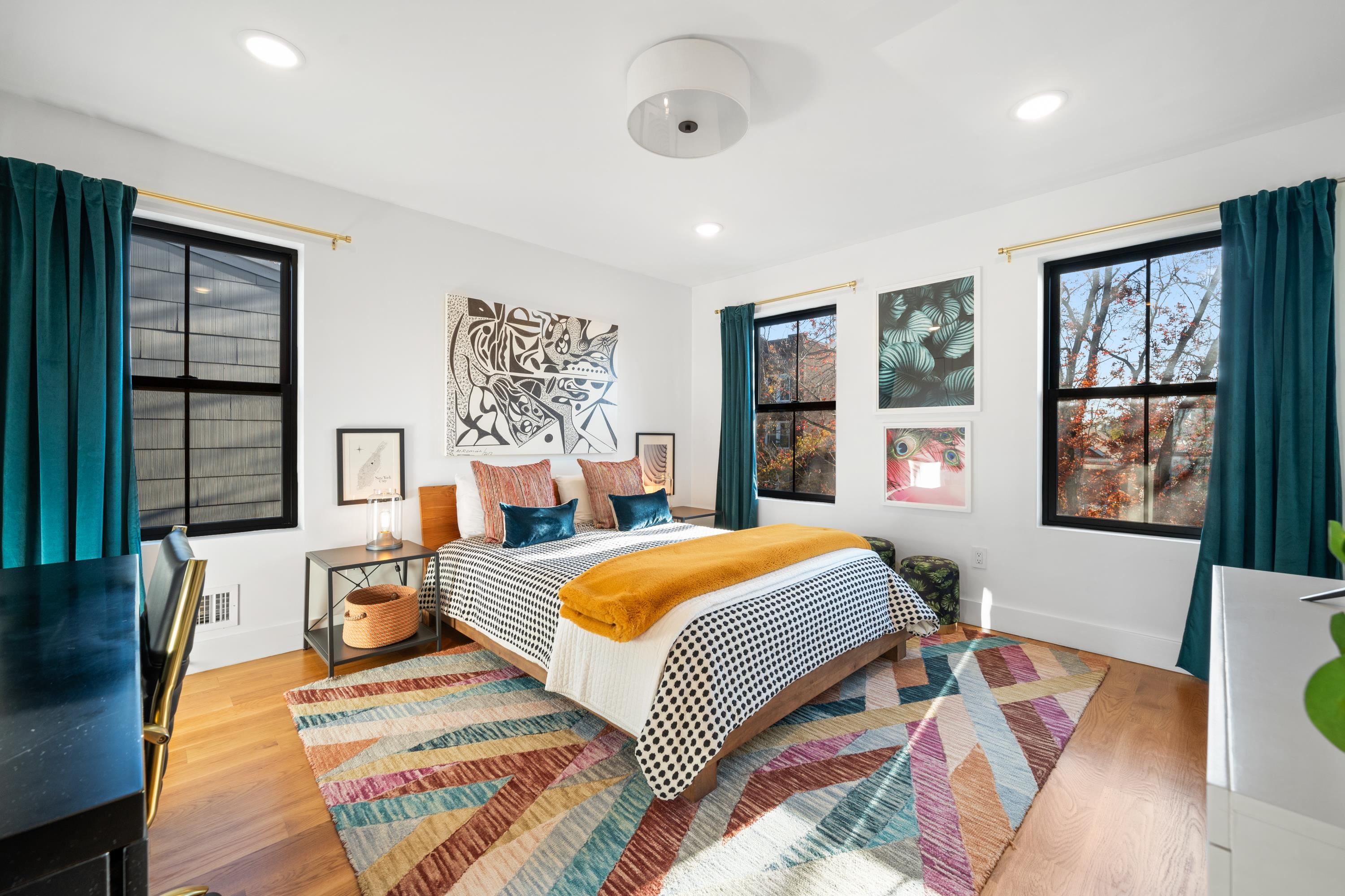 58 WAVERLY ST Unit: 2