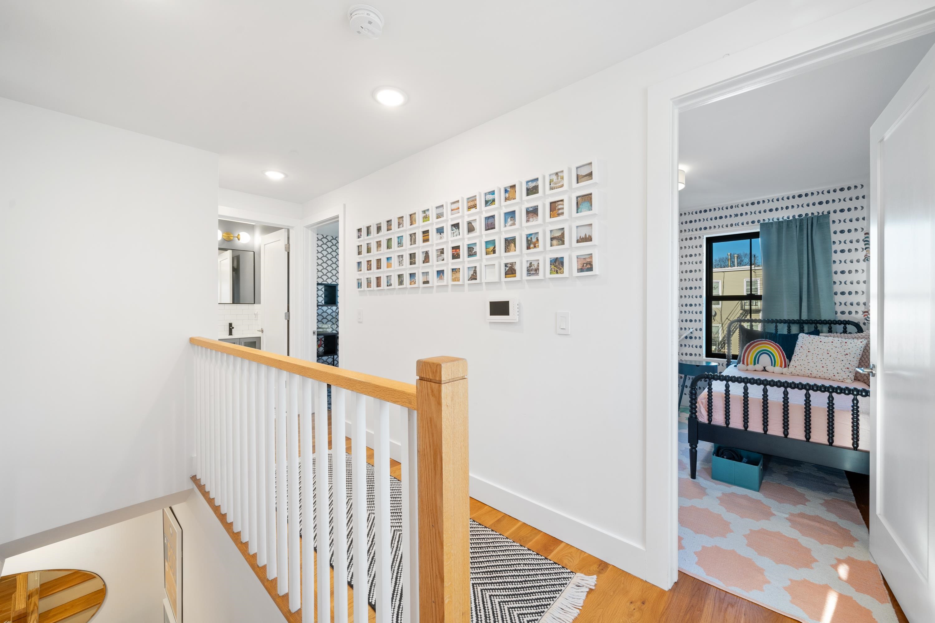 58 WAVERLY ST Unit: 2