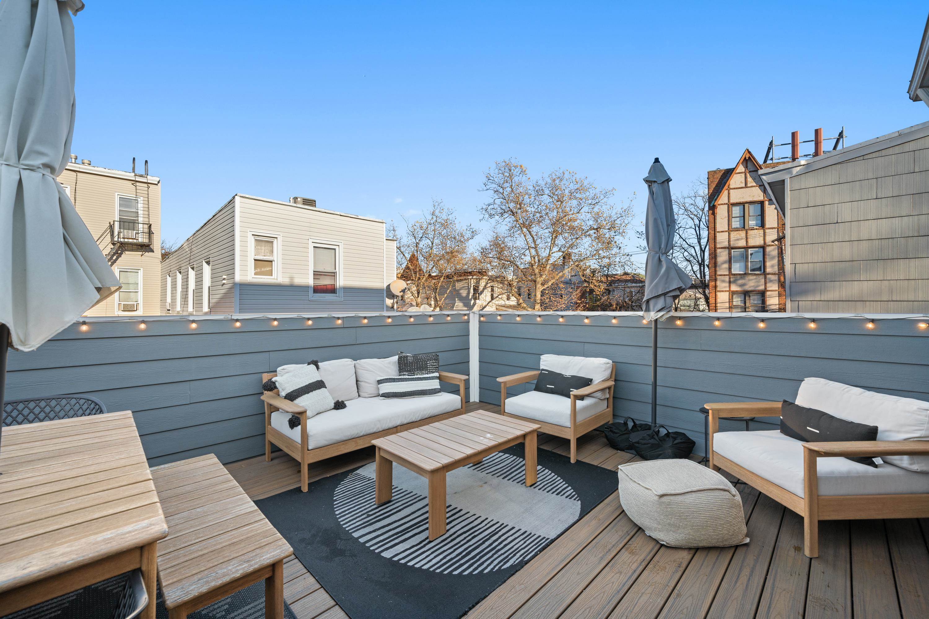 58 WAVERLY ST Unit: 2
