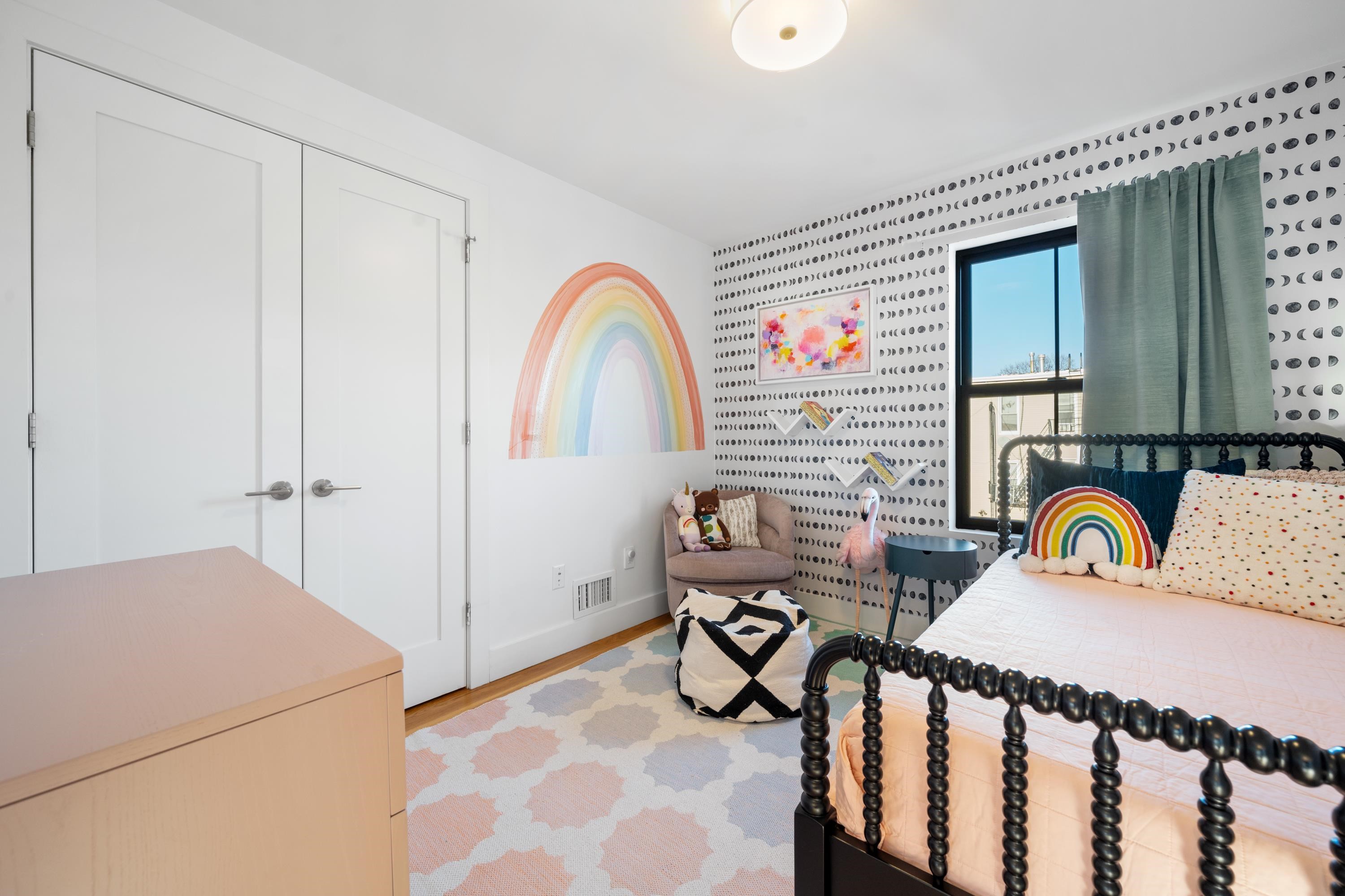 58 WAVERLY ST Unit: 2