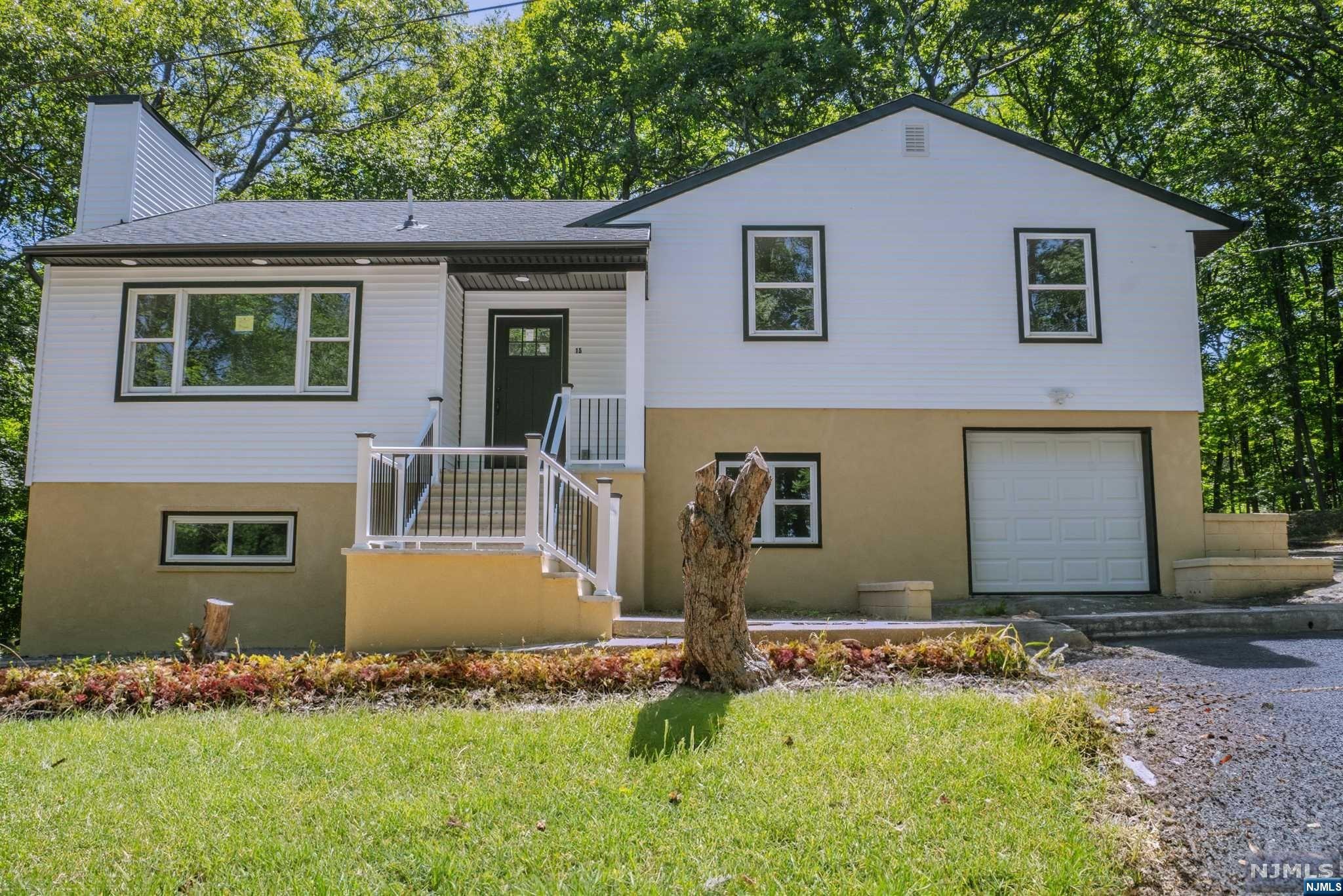 15 Fountain Road