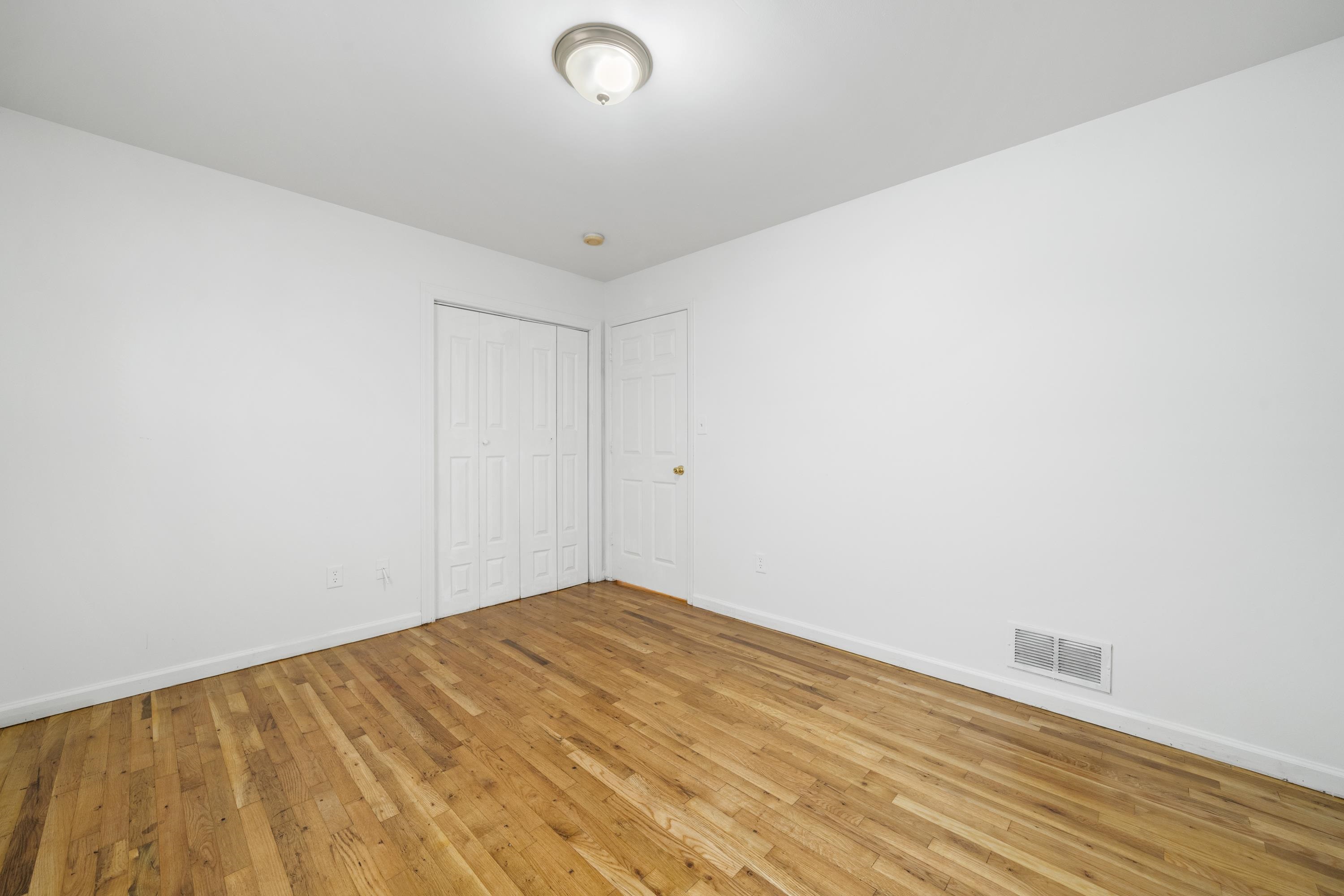 86 VAN NOSTRAND AVE